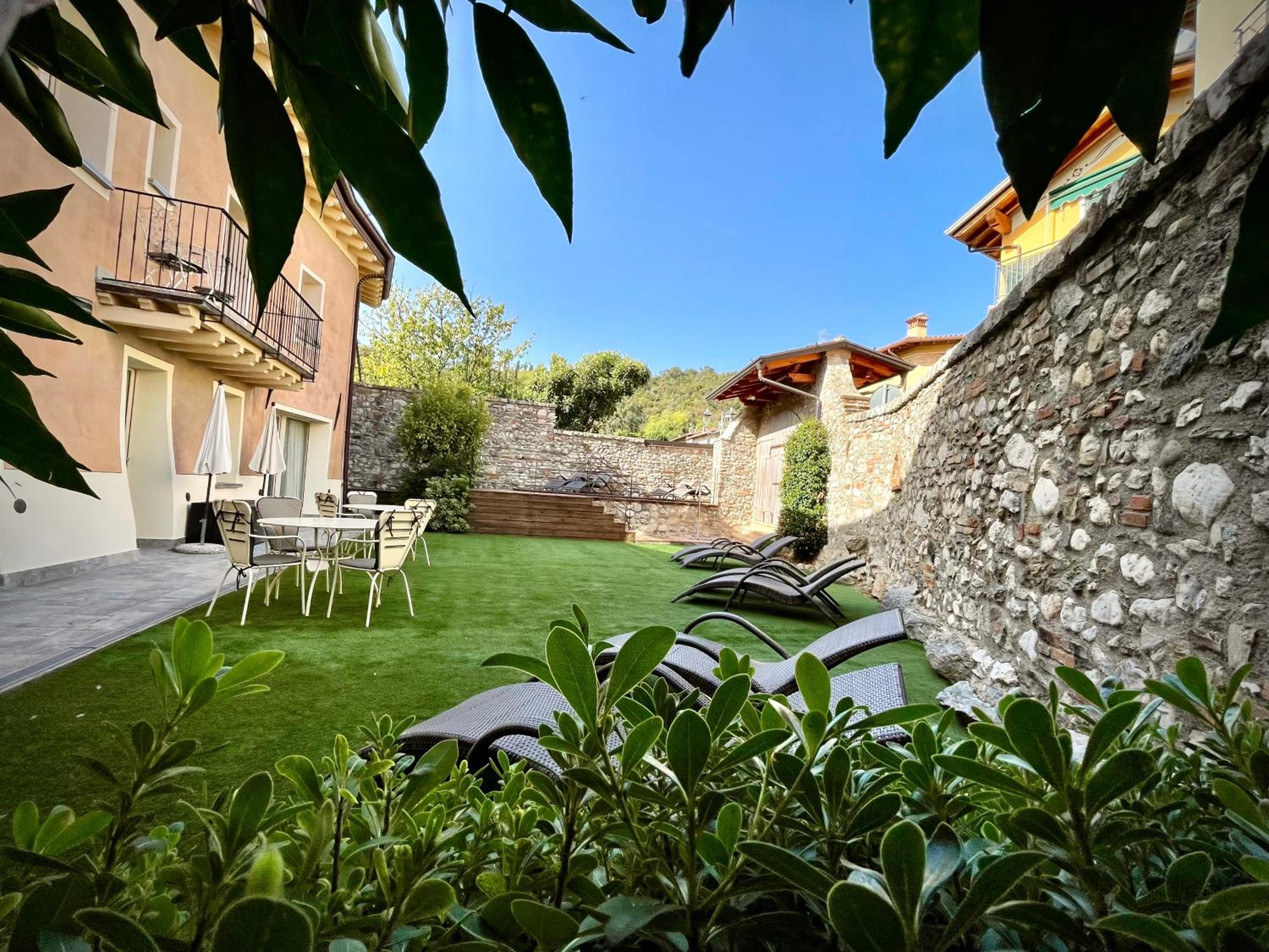 Villa Fontanelle Gardapartments