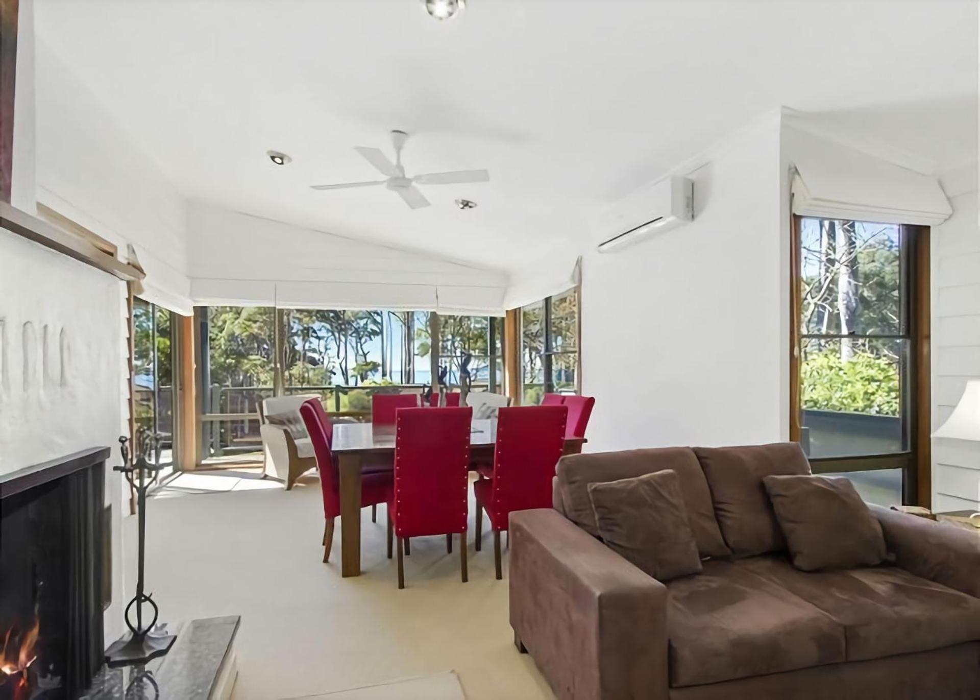 George Bass Drive A Well Kept Secret managed by Batemans Bay Accom