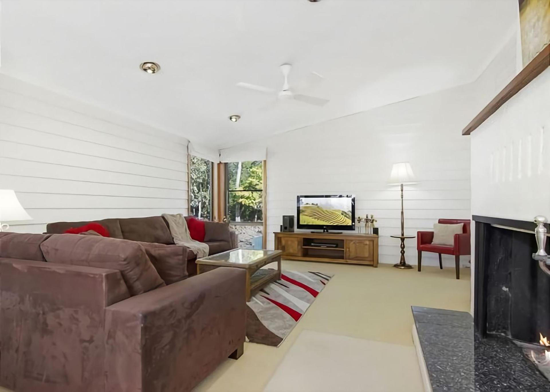 George Bass Drive A Well Kept Secret managed by Batemans Bay Accom