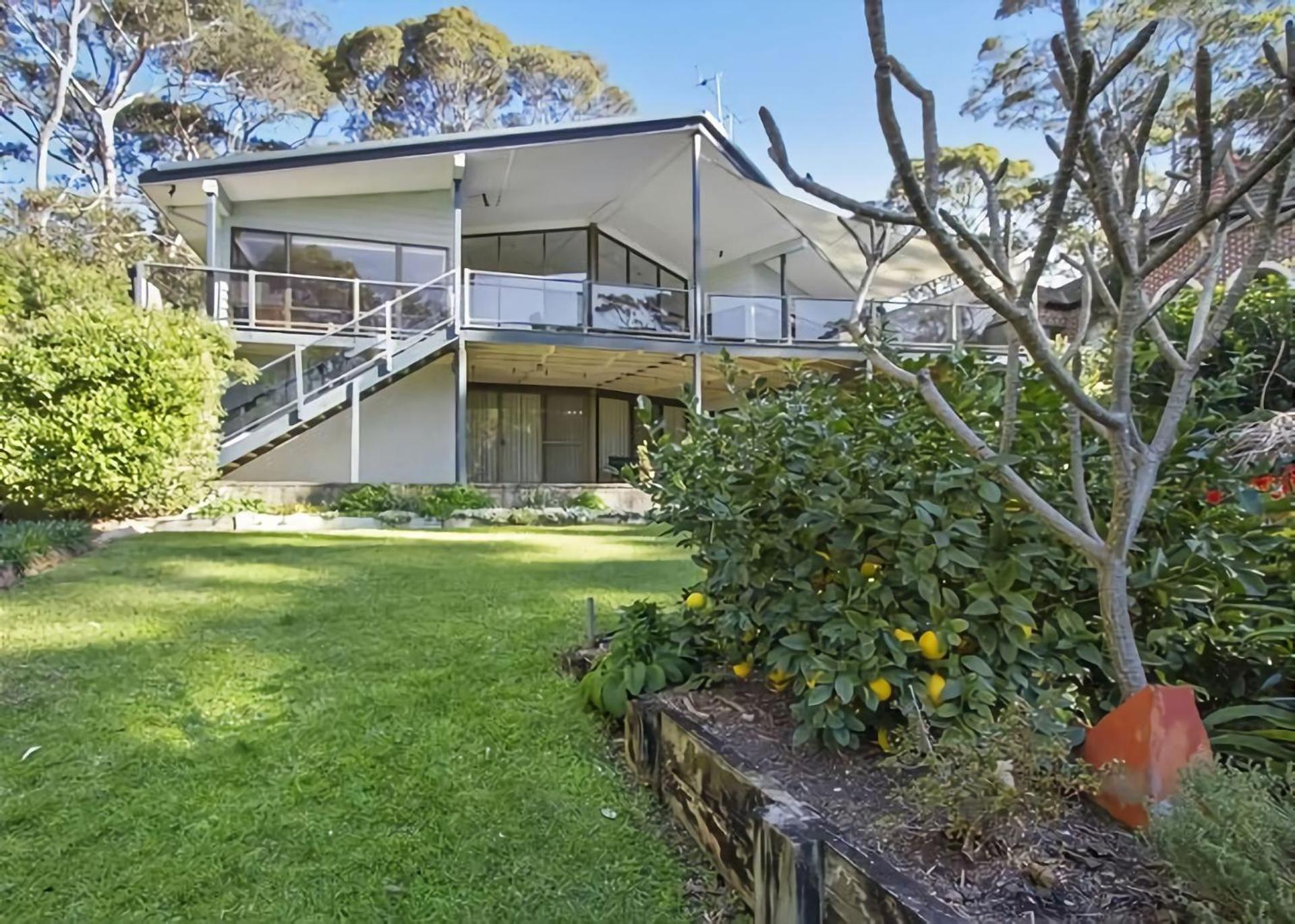George Bass Drive A Well Kept Secret managed by Batemans Bay Accom