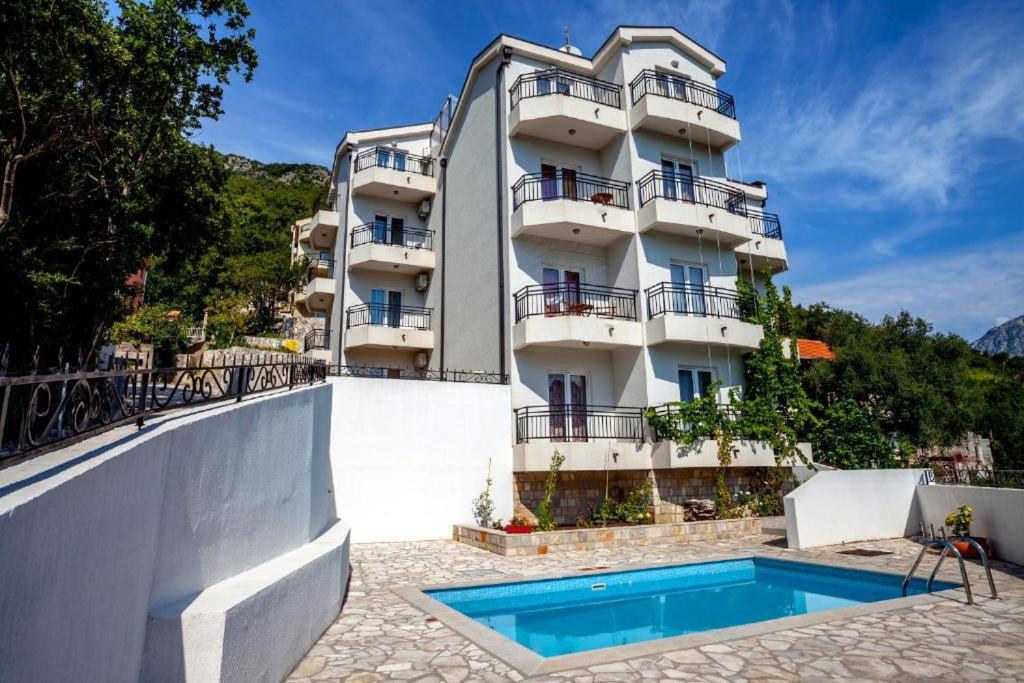 Boka Vista Sea View & Swimming pool