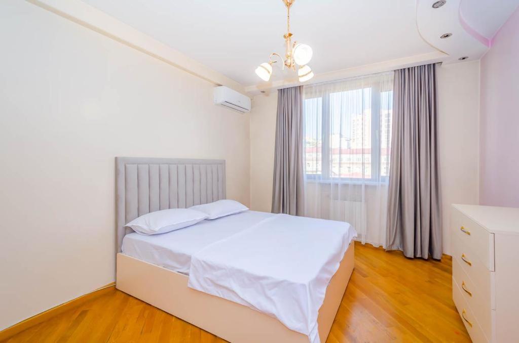 40 excellent three-room apartment in the center of Yerevan
