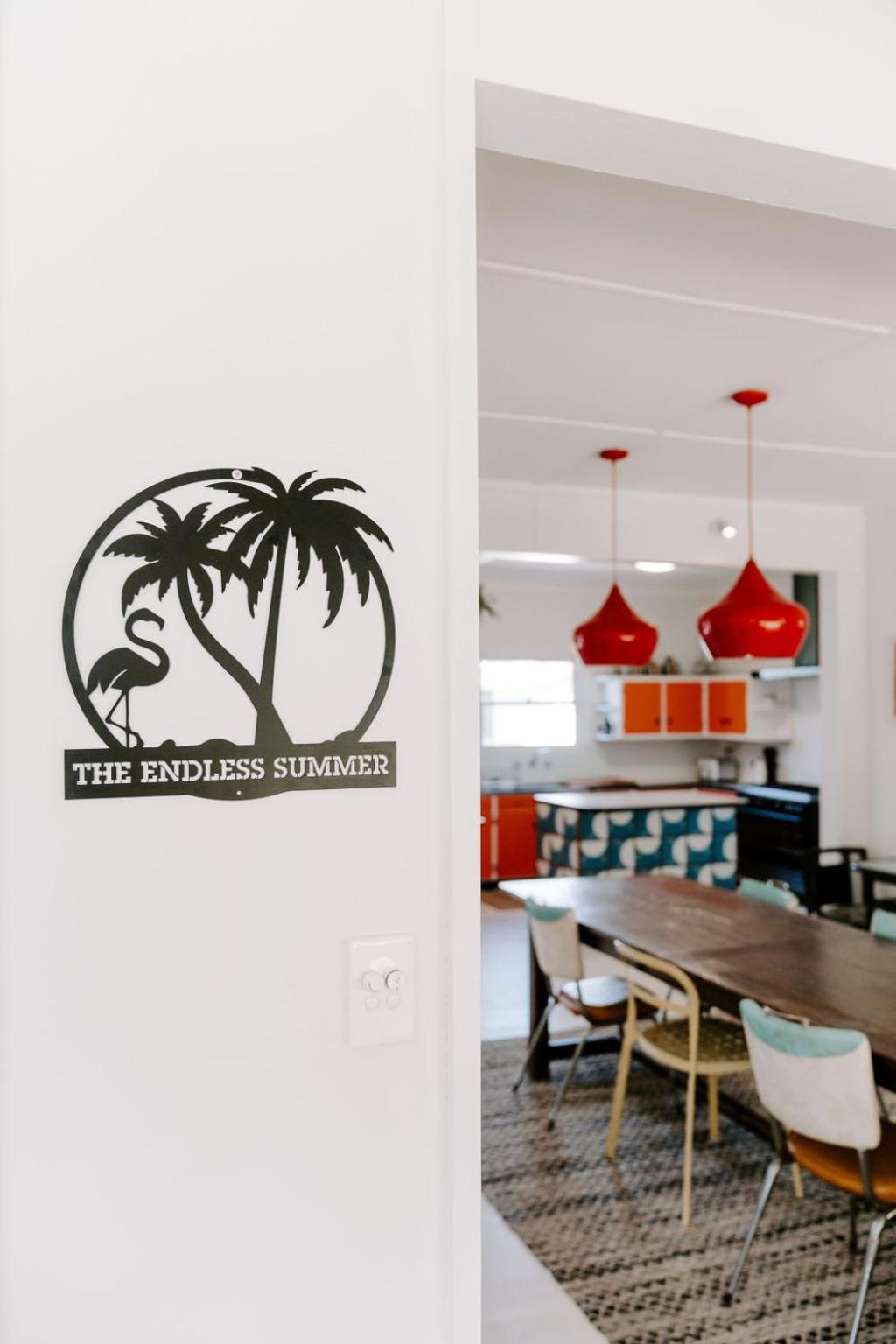 The Endless Summer- 30 seconds walk to the beach
