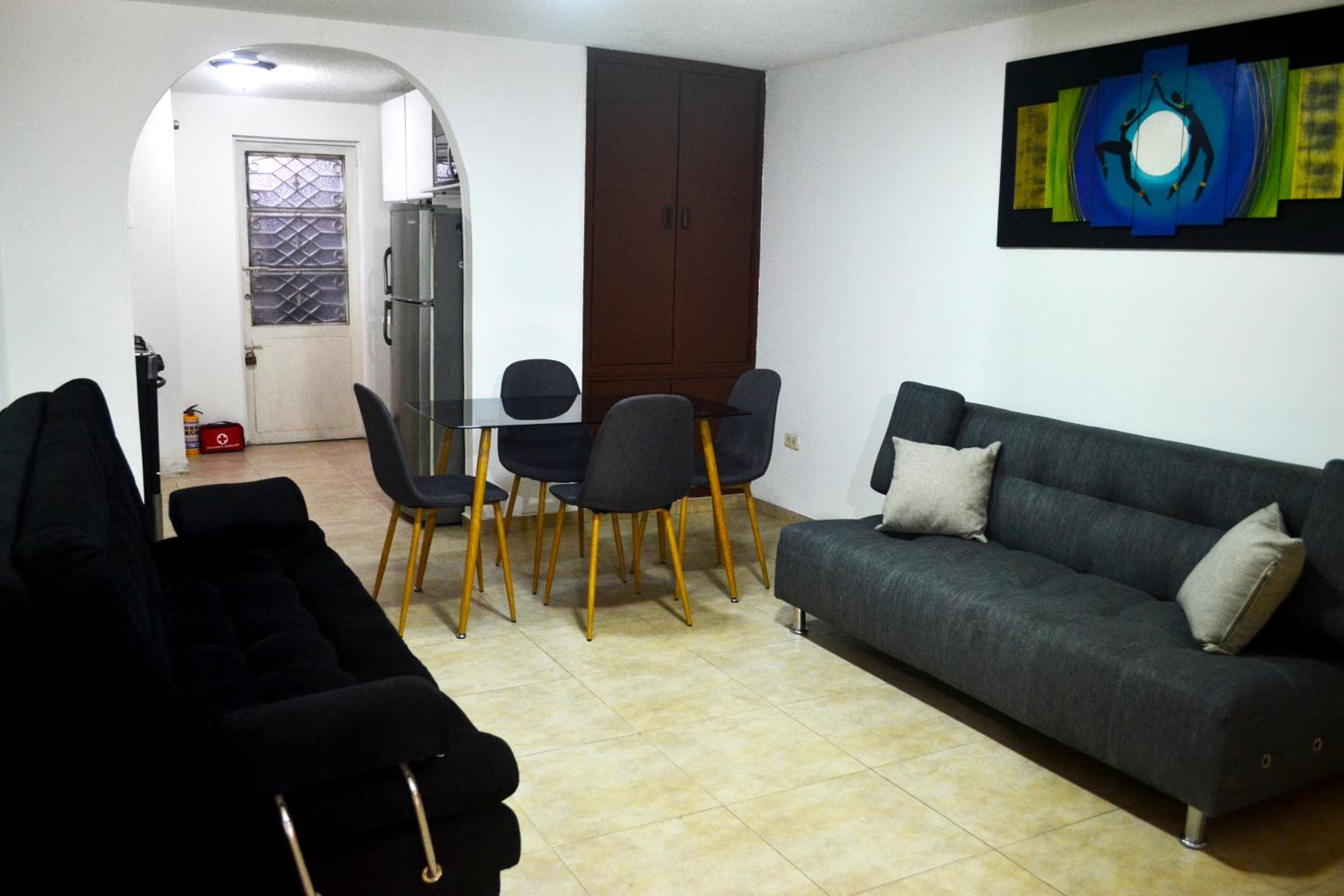 Bonito aparta estudio central