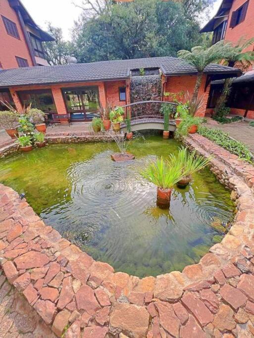 Apto luxo Gramado 2 quartos perto rua coberta