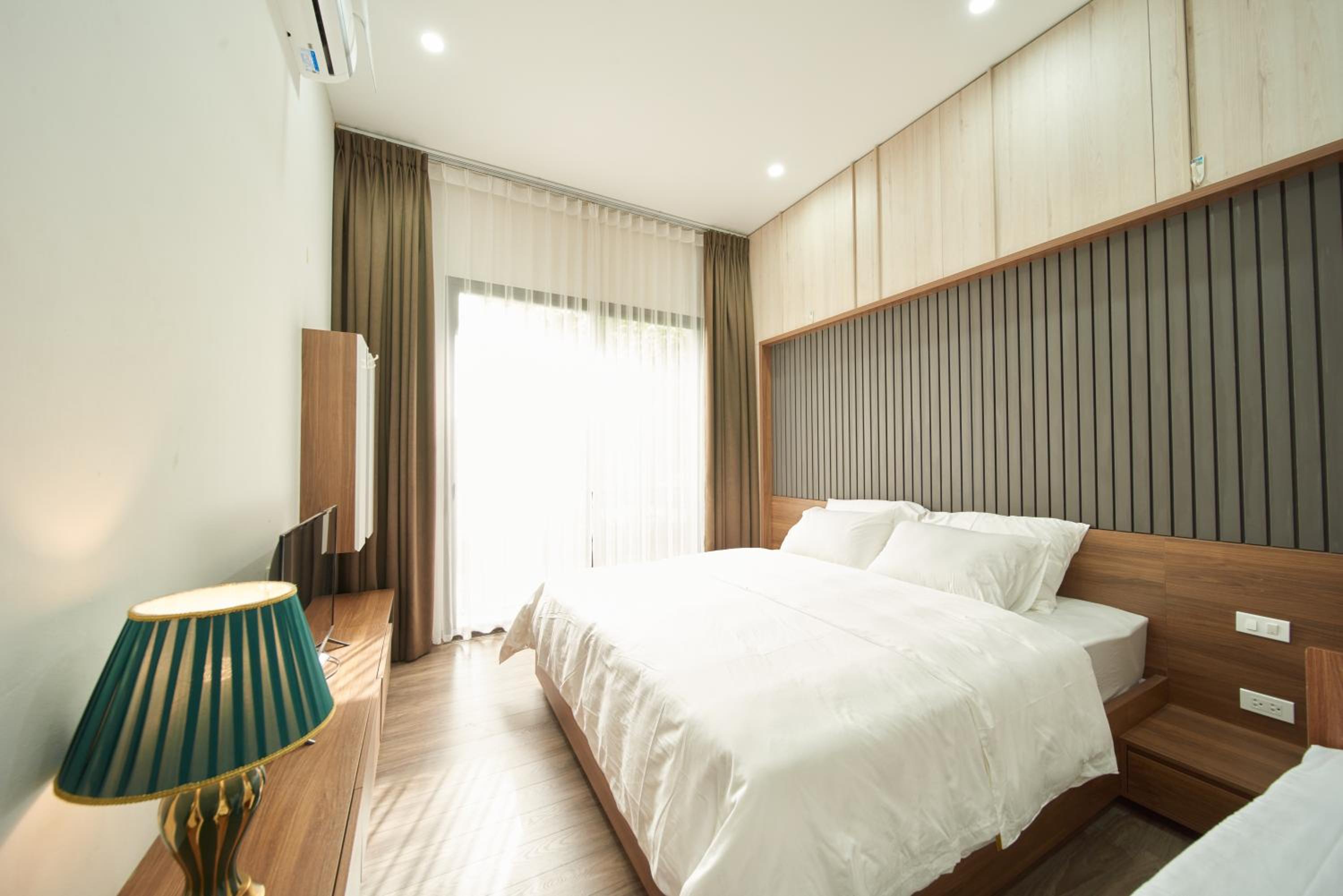 Tamara Villa - Venuestay view 5