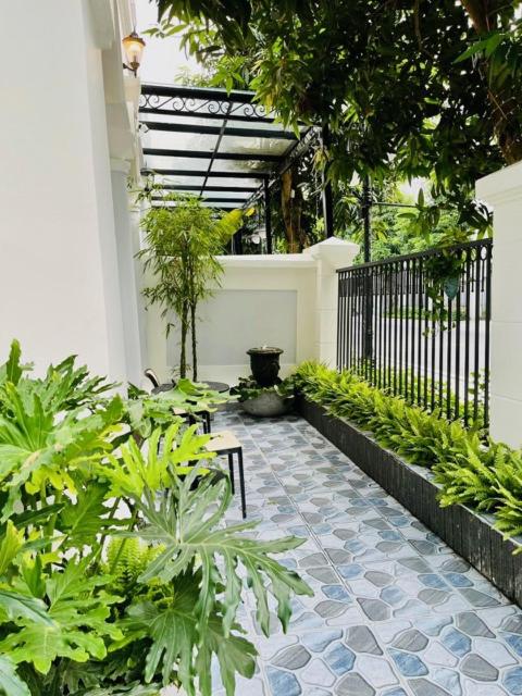 Villa 5 bedrooms in Vinhome Ocean Park