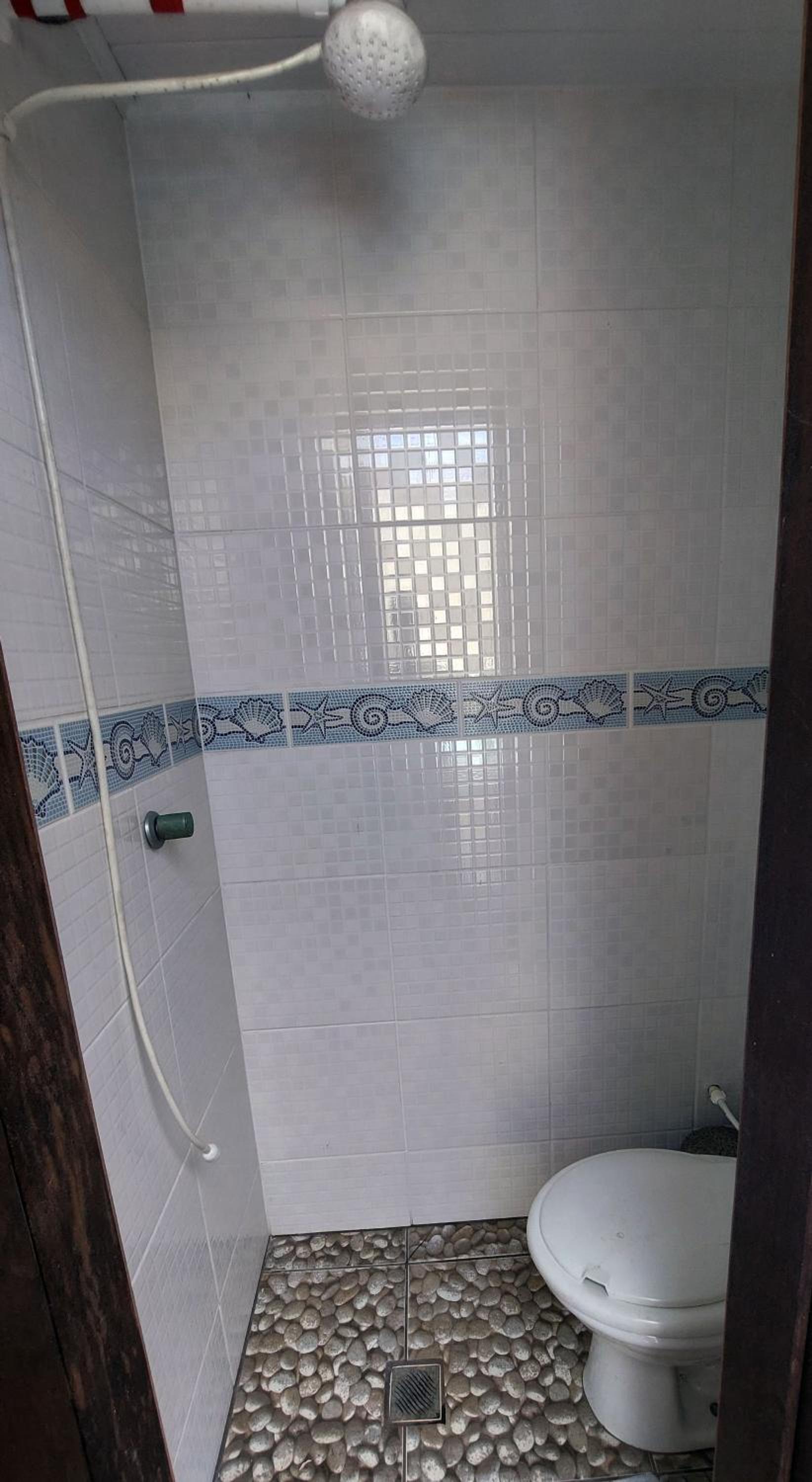 LINDA CASA COM PISCINA EM PONTAL DO SUL