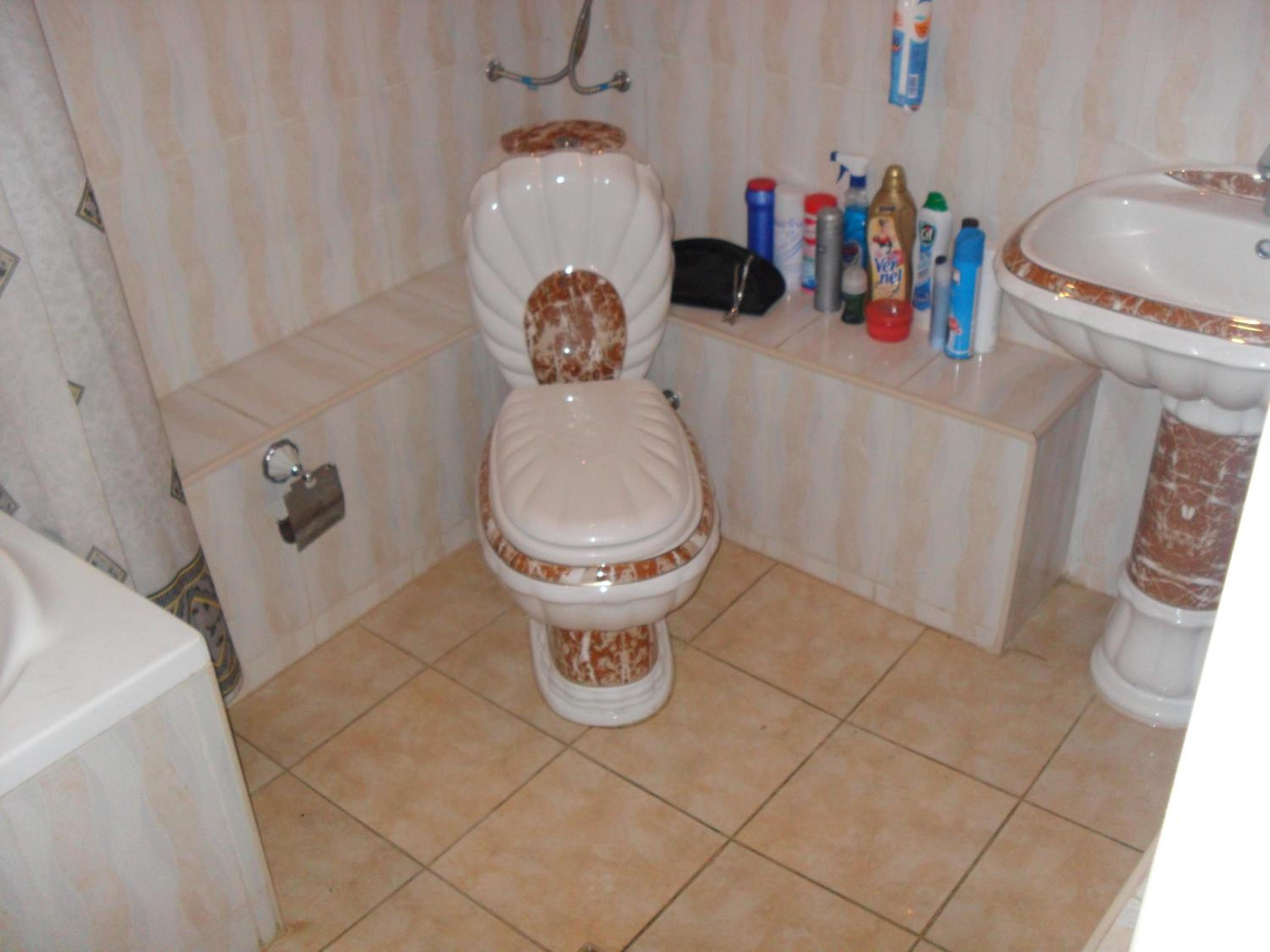 Photo 35