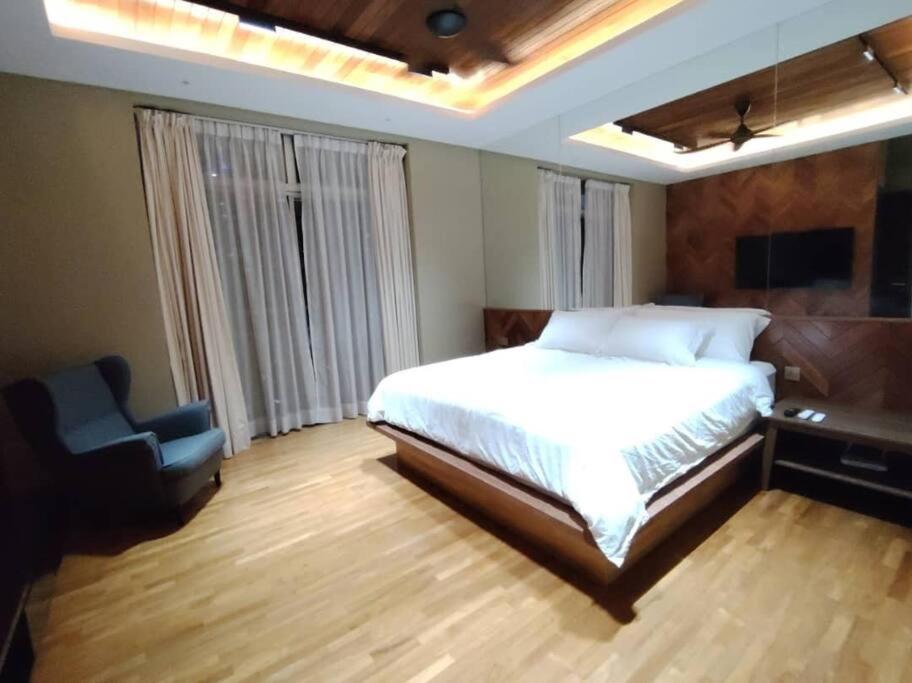 'Resort Living at the Heart of KLCC'
