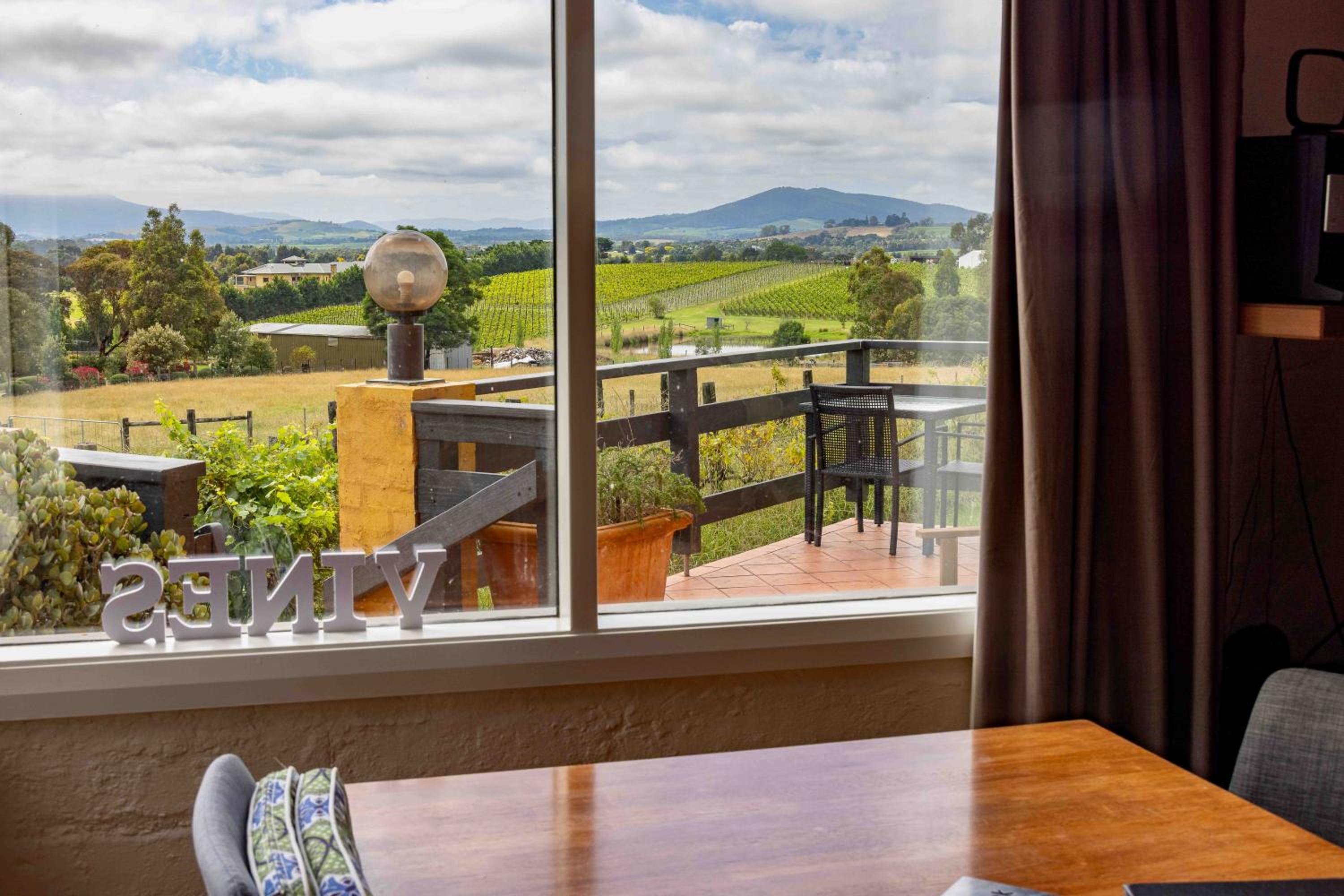 The Vines Cottage, Yarra Glen