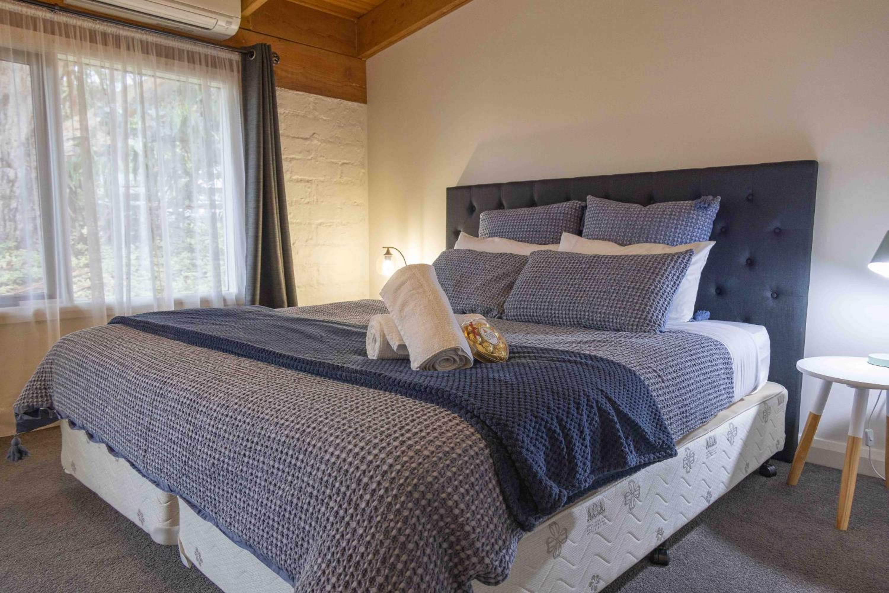 The Vines Cottage, Yarra Glen