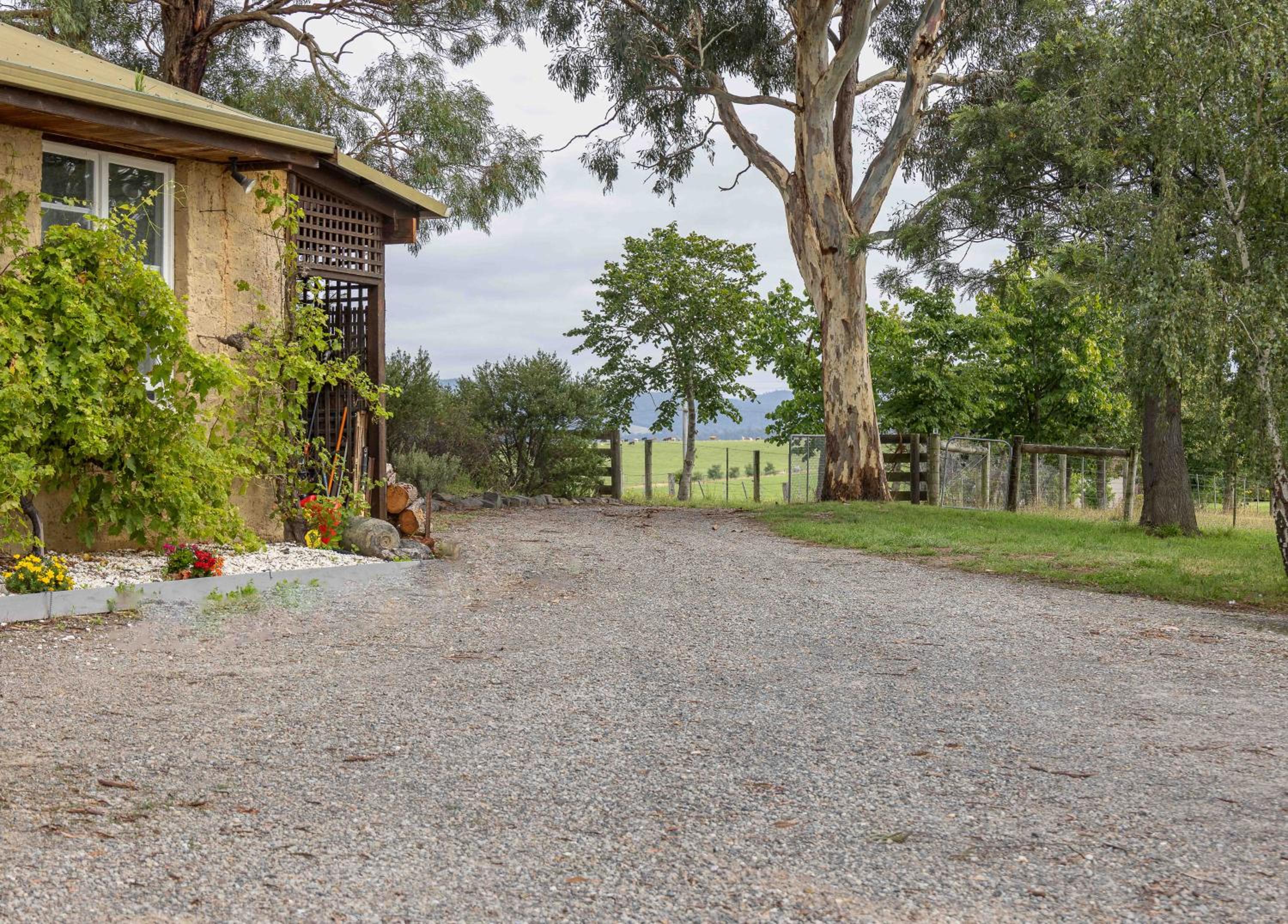 The Vines Cottage, Yarra Glen