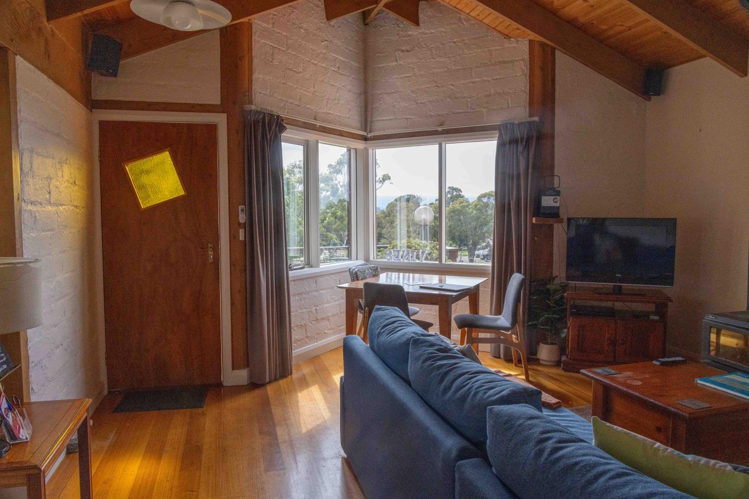The Vines Cottage, Yarra Glen