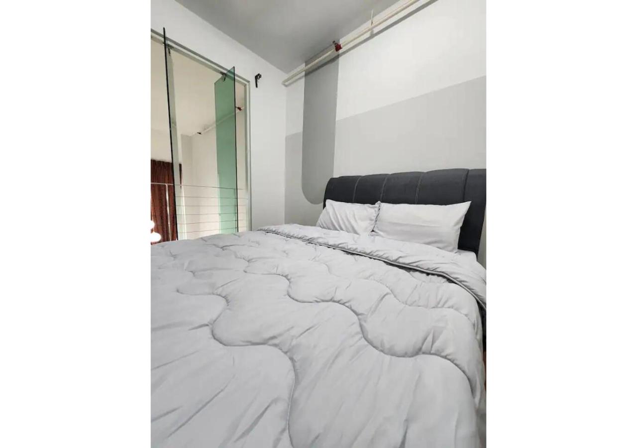 DuplexLoft Midvalley/KL Sentral
