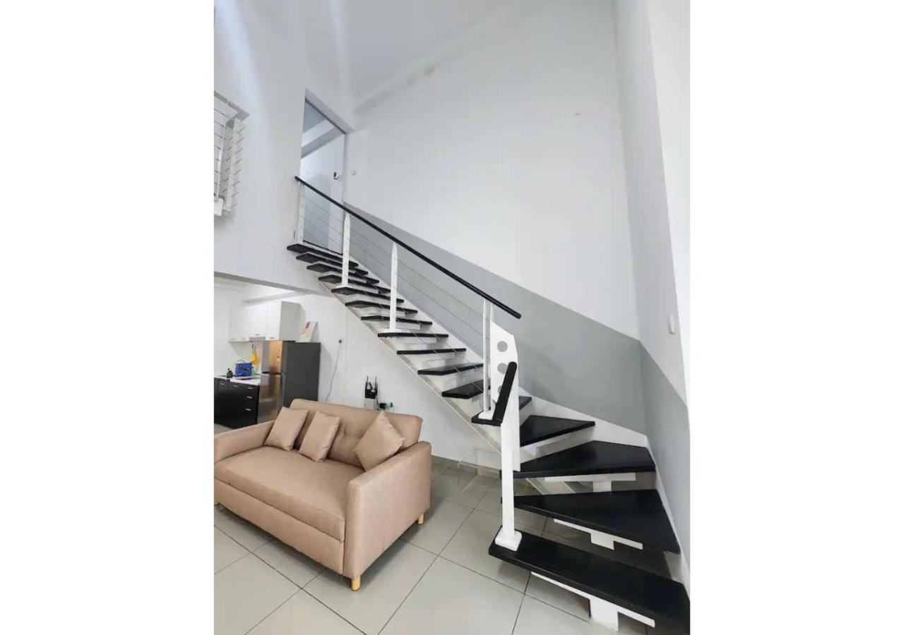 DuplexLoft Midvalley/KL Sentral