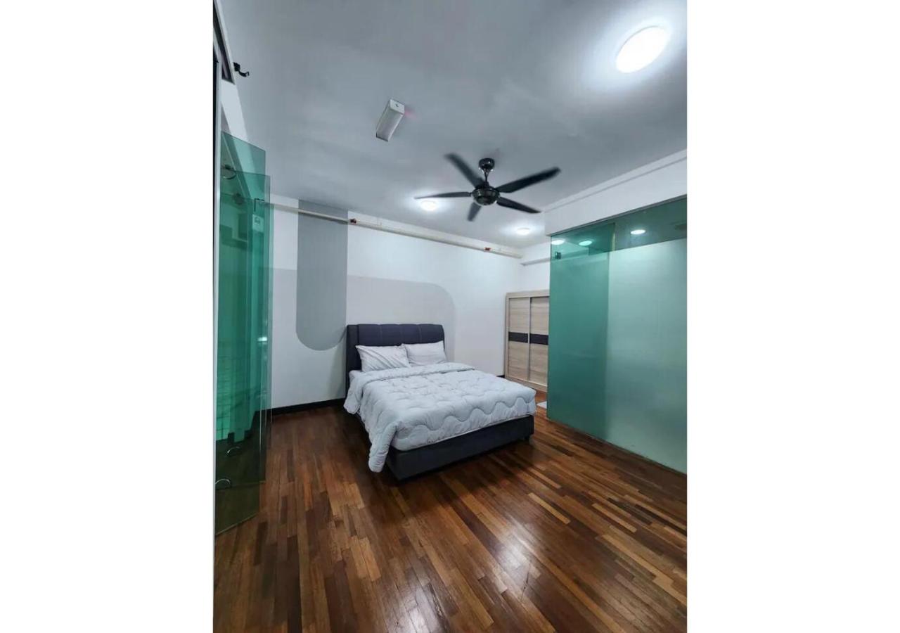 DuplexLoft Midvalley/KL Sentral