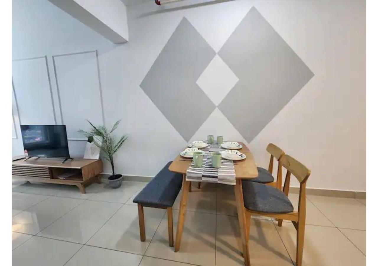 DuplexLoft Midvalley/KL Sentral