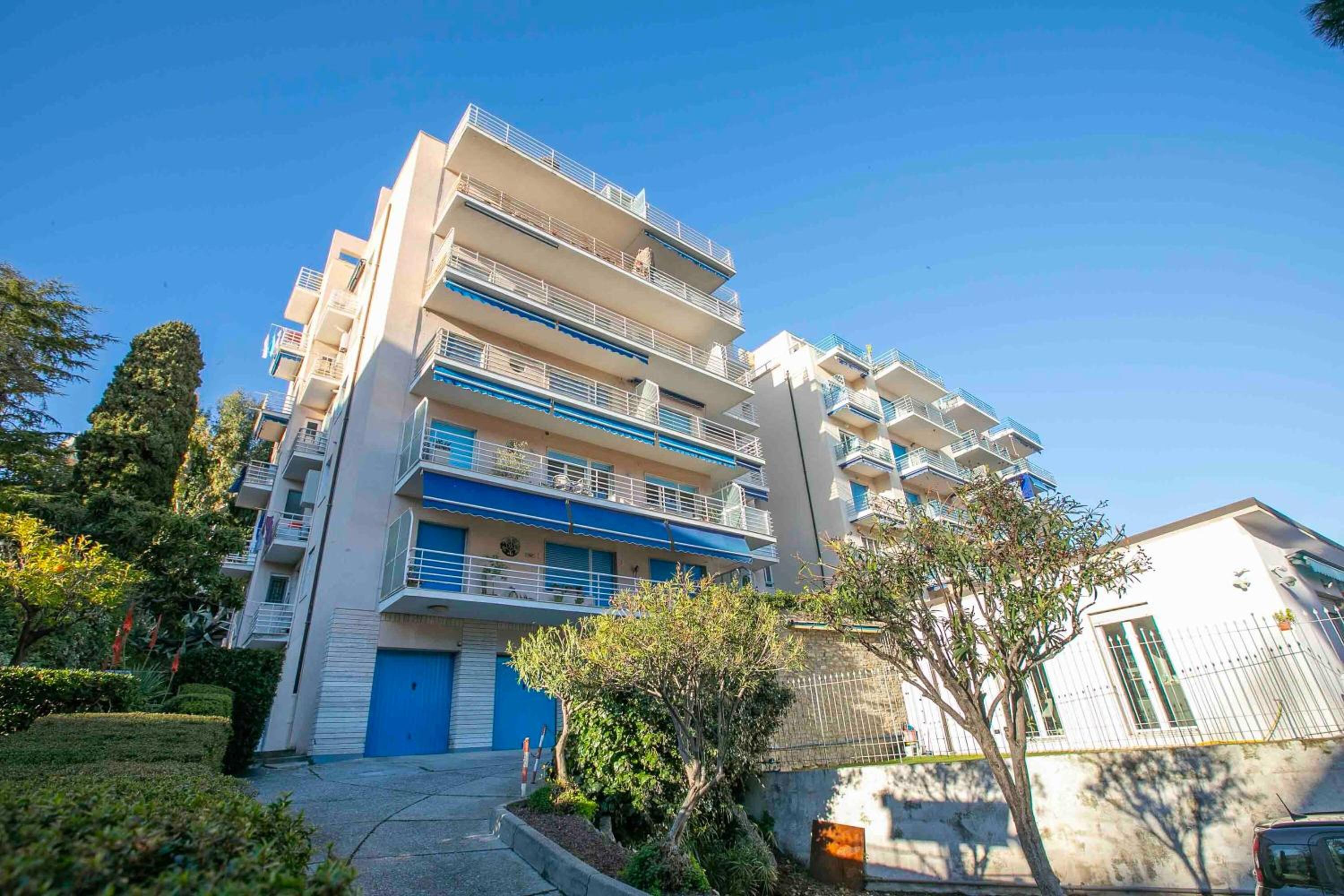 Sofy Ap Sea View & Private Parking - Happy Rentals en Sanremo