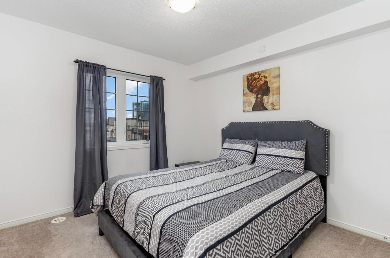 4 Bedroom Pickering house