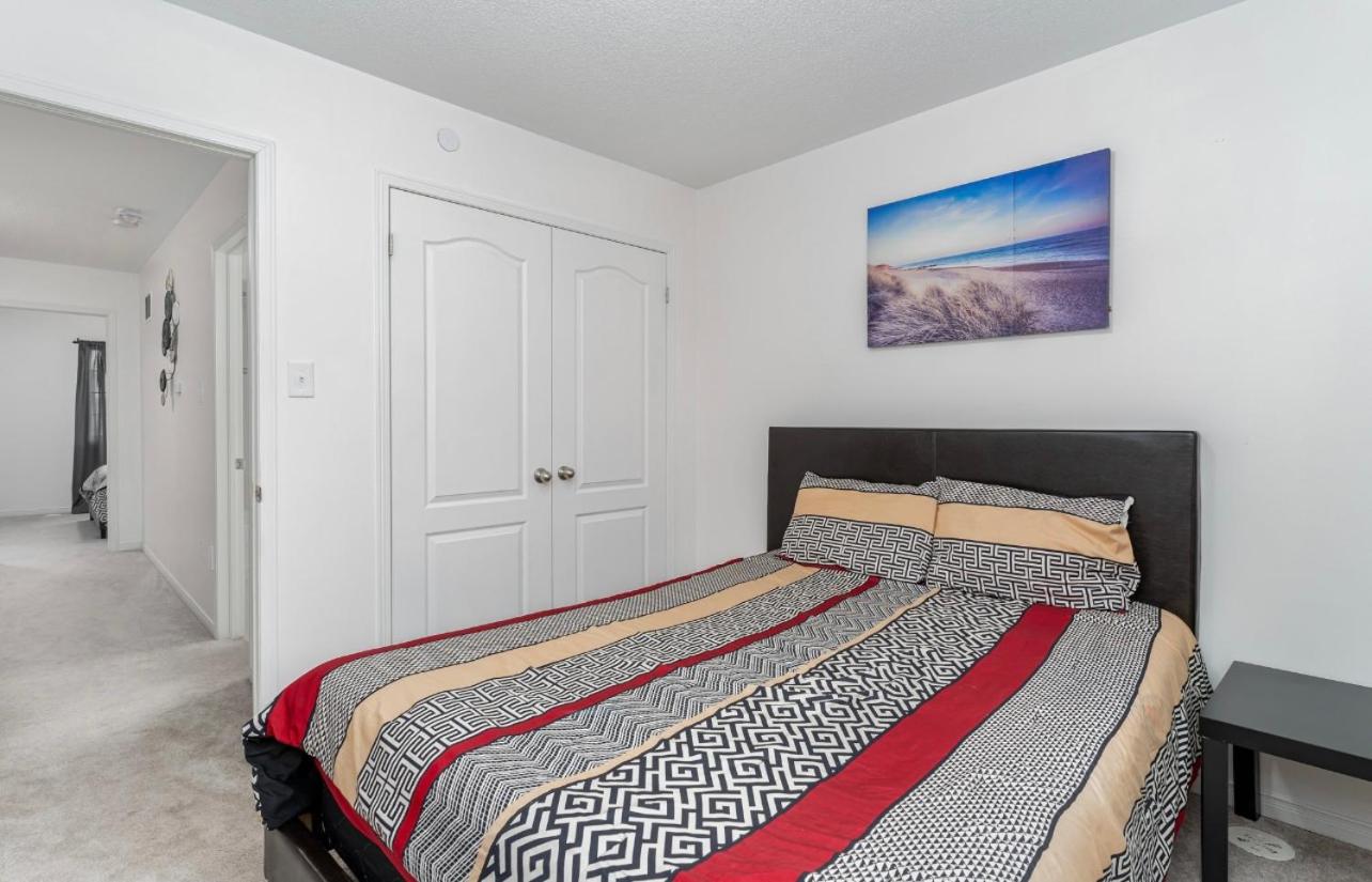 4 Bedroom Pickering house