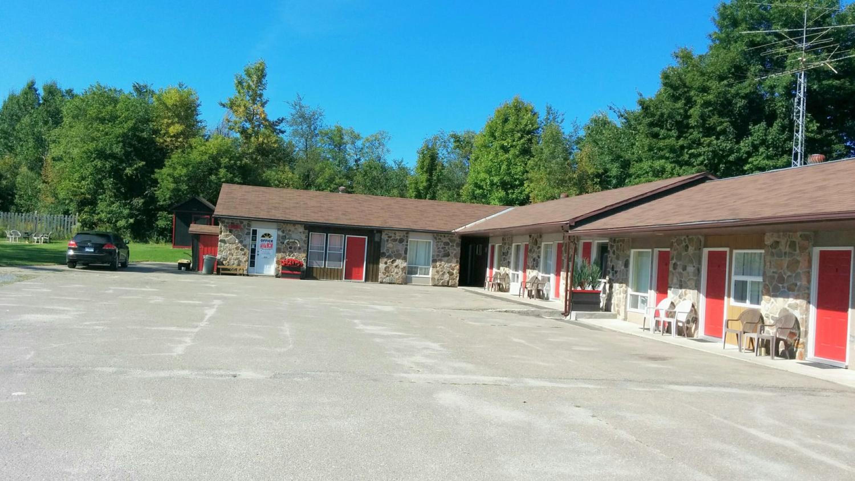 Westport Station Motel