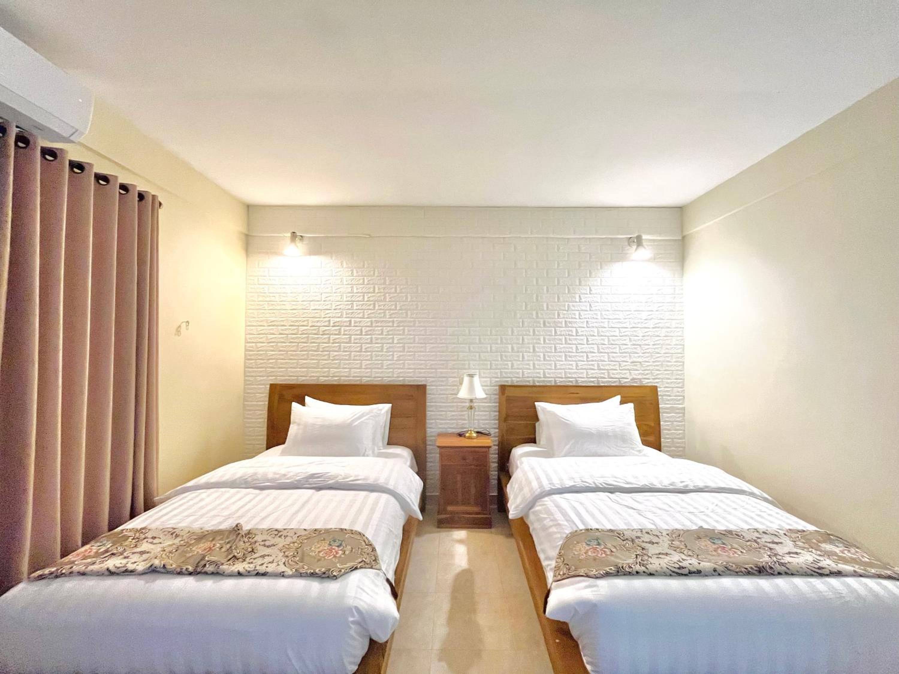 Rosewood Villa