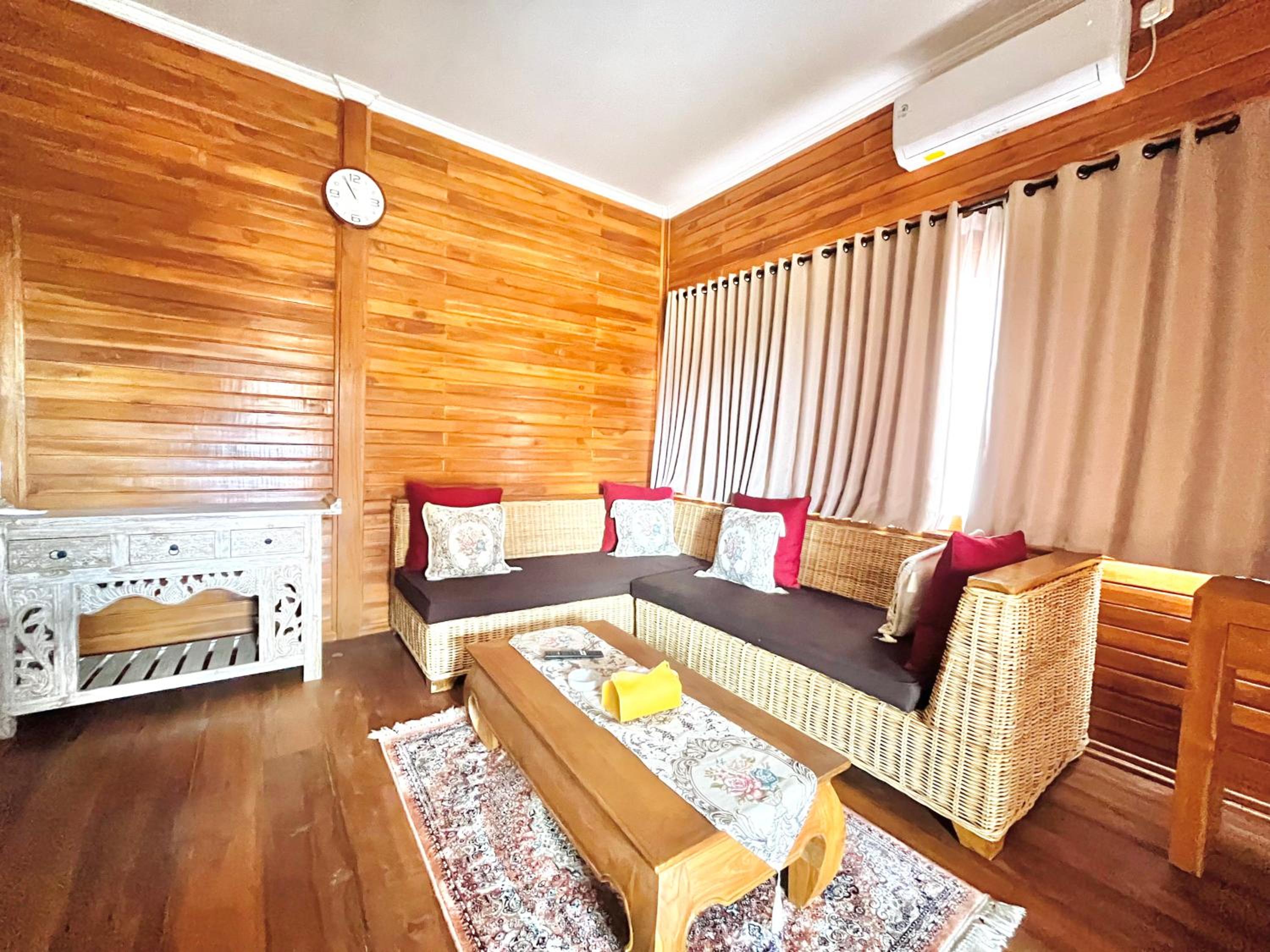 Rosewood Villa