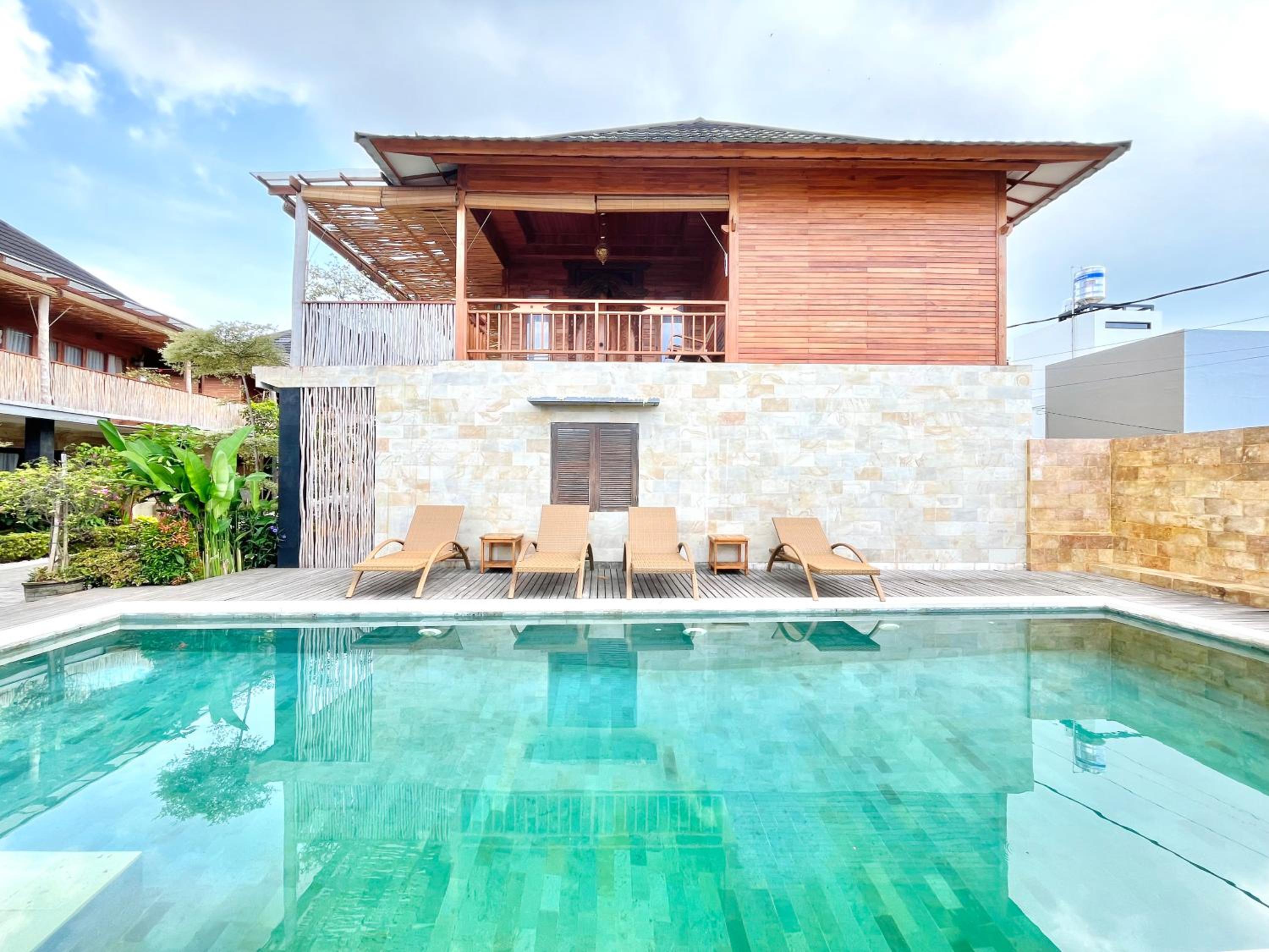 Rosewood Villa