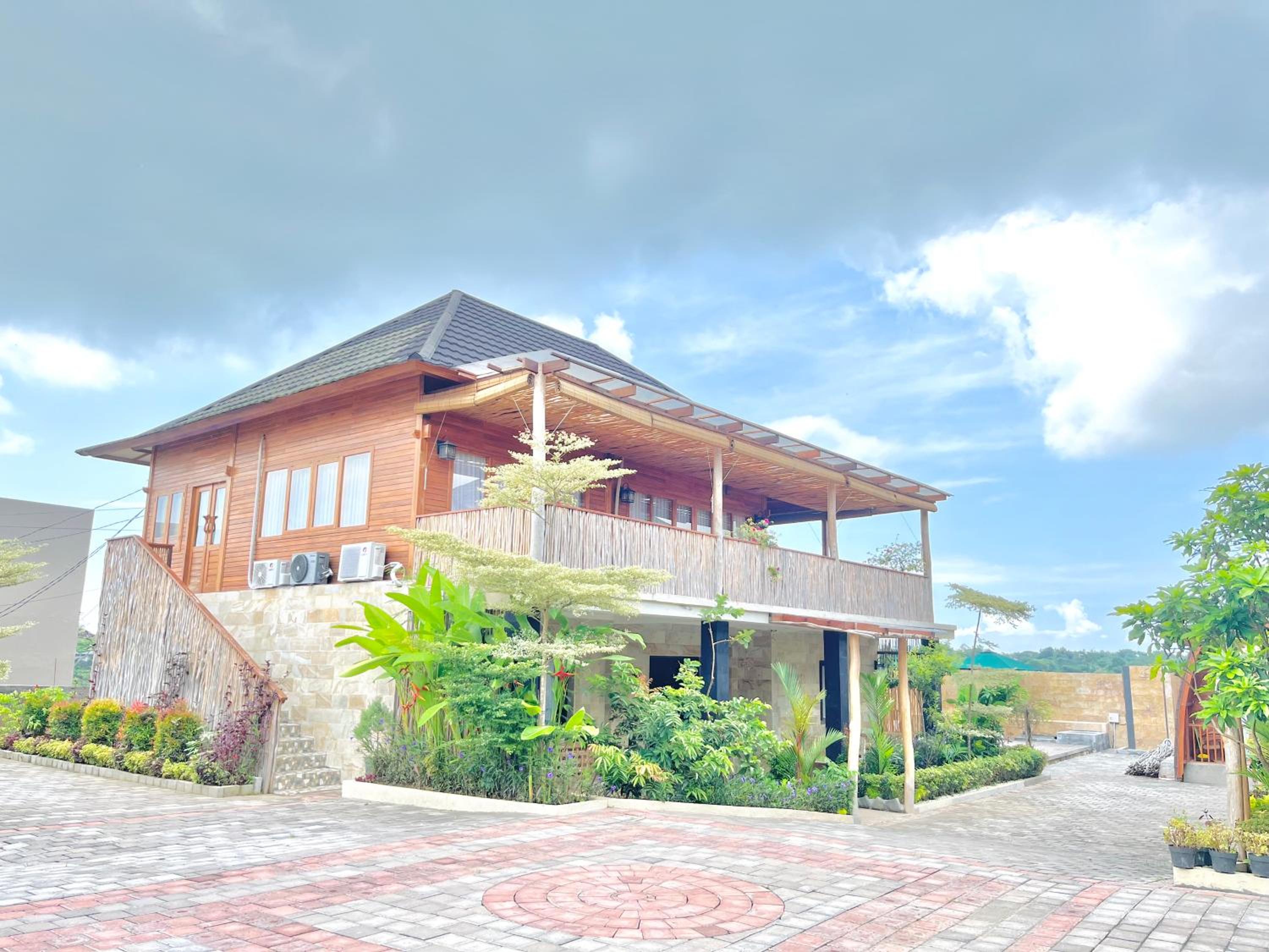 Rosewood Villa