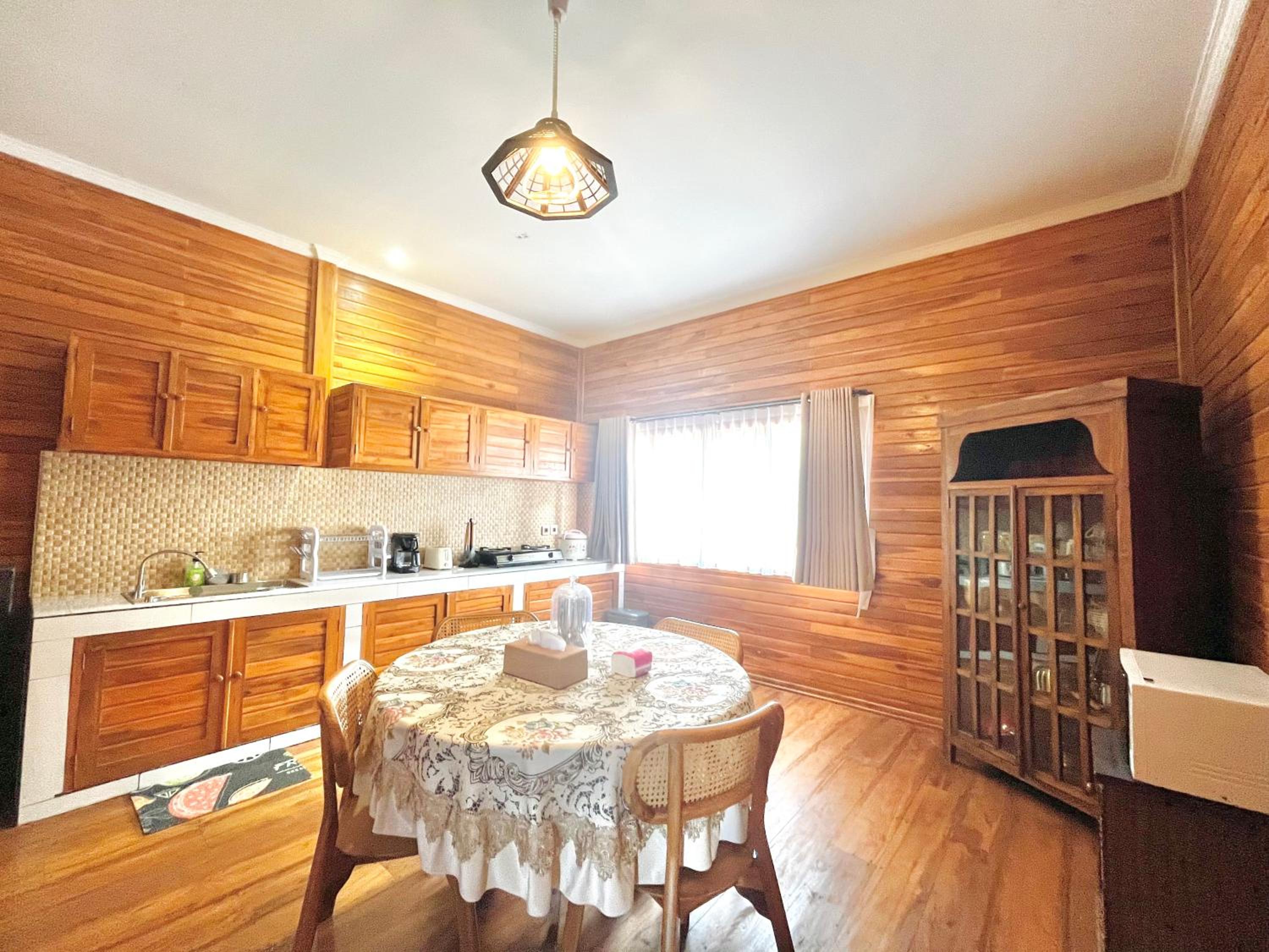 Rosewood Villa