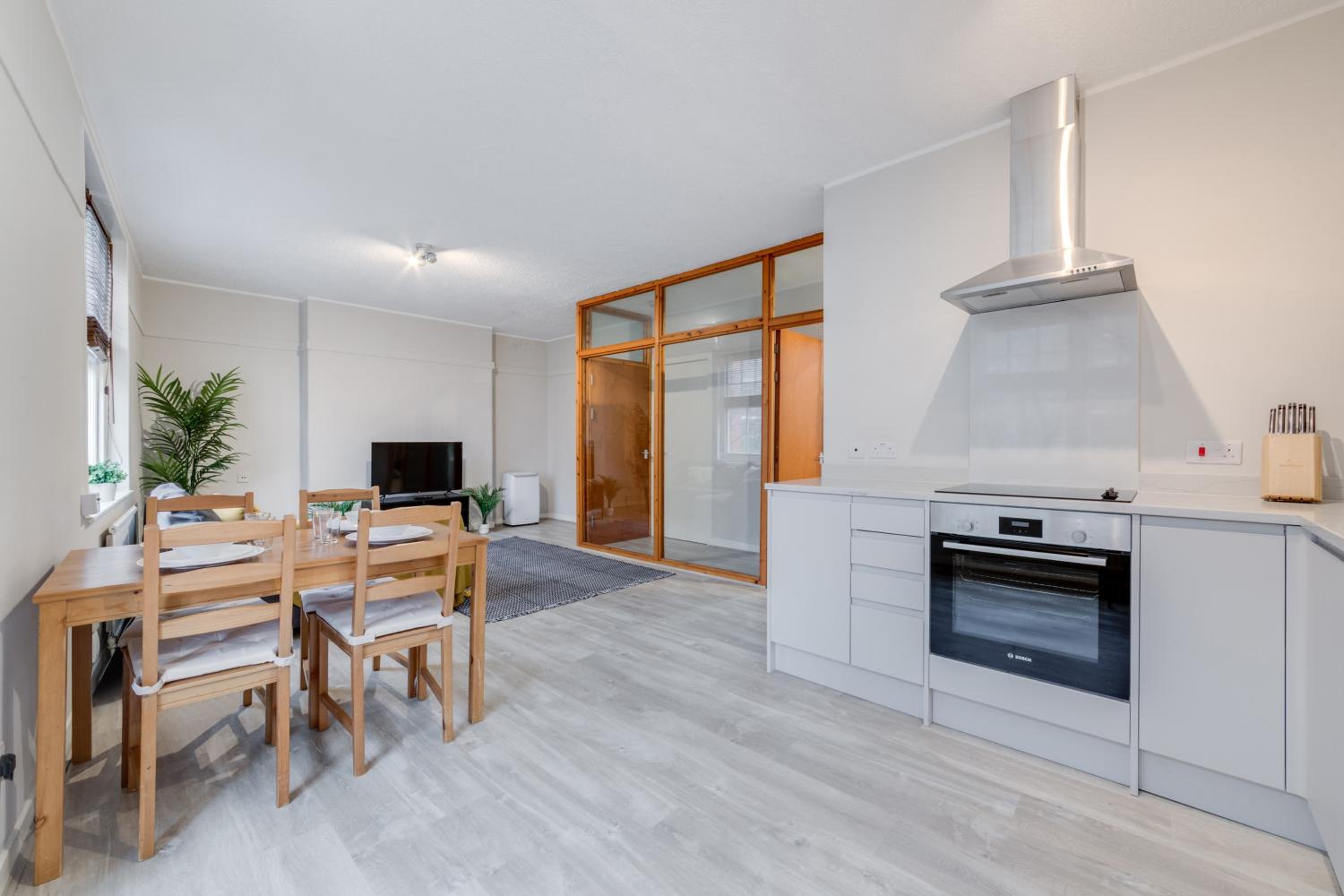 Spacious 1 Bed Apartment- Close to Kings Cross Station