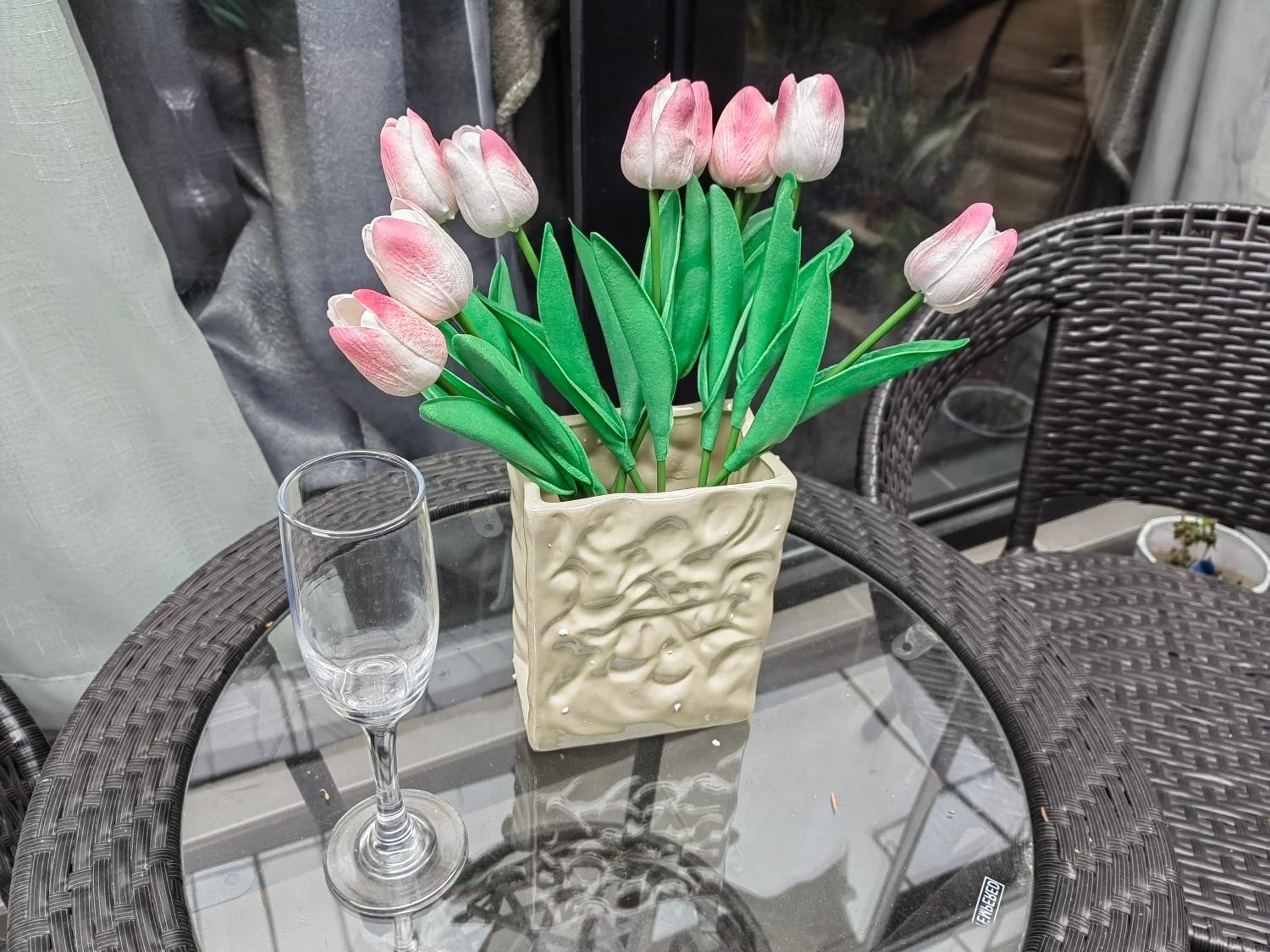 Chinese new year style Shanghai Garden Historical loft Apartment with courtyard and citywalk- Near Downtown Wukang Road