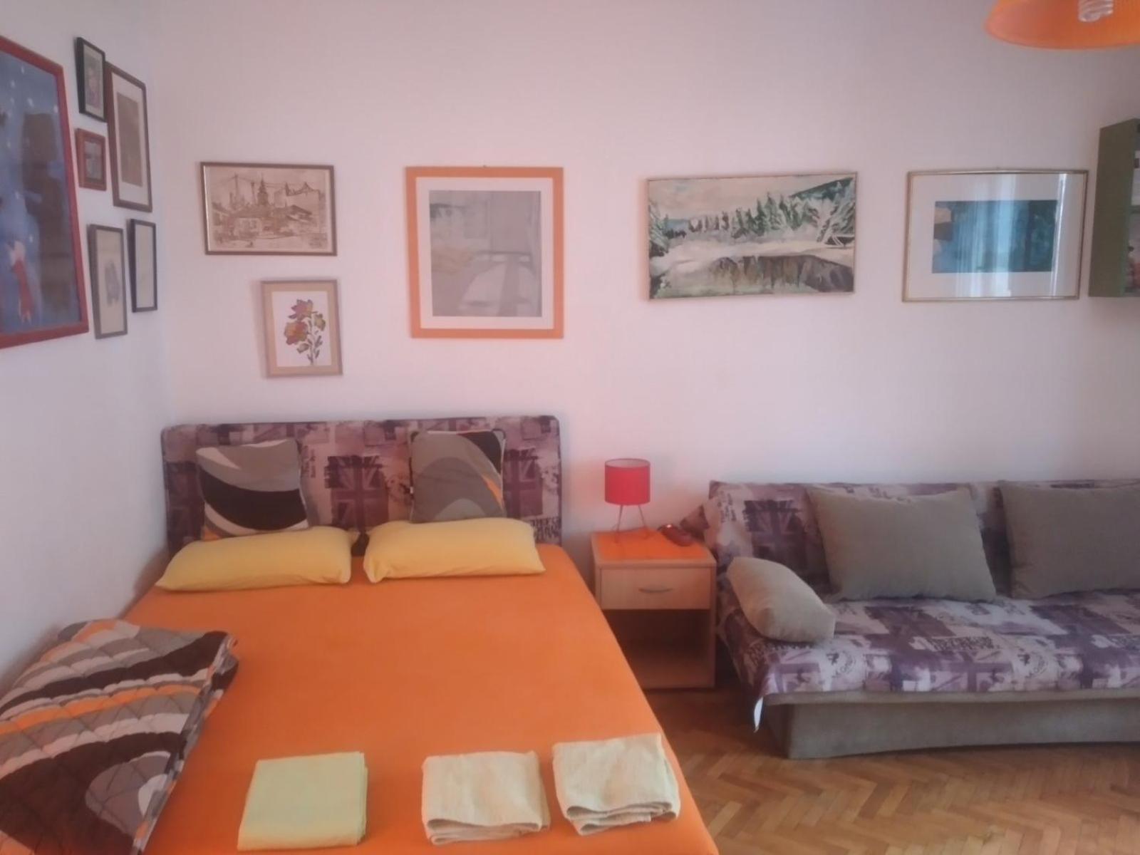 Orange Place Studio view 4