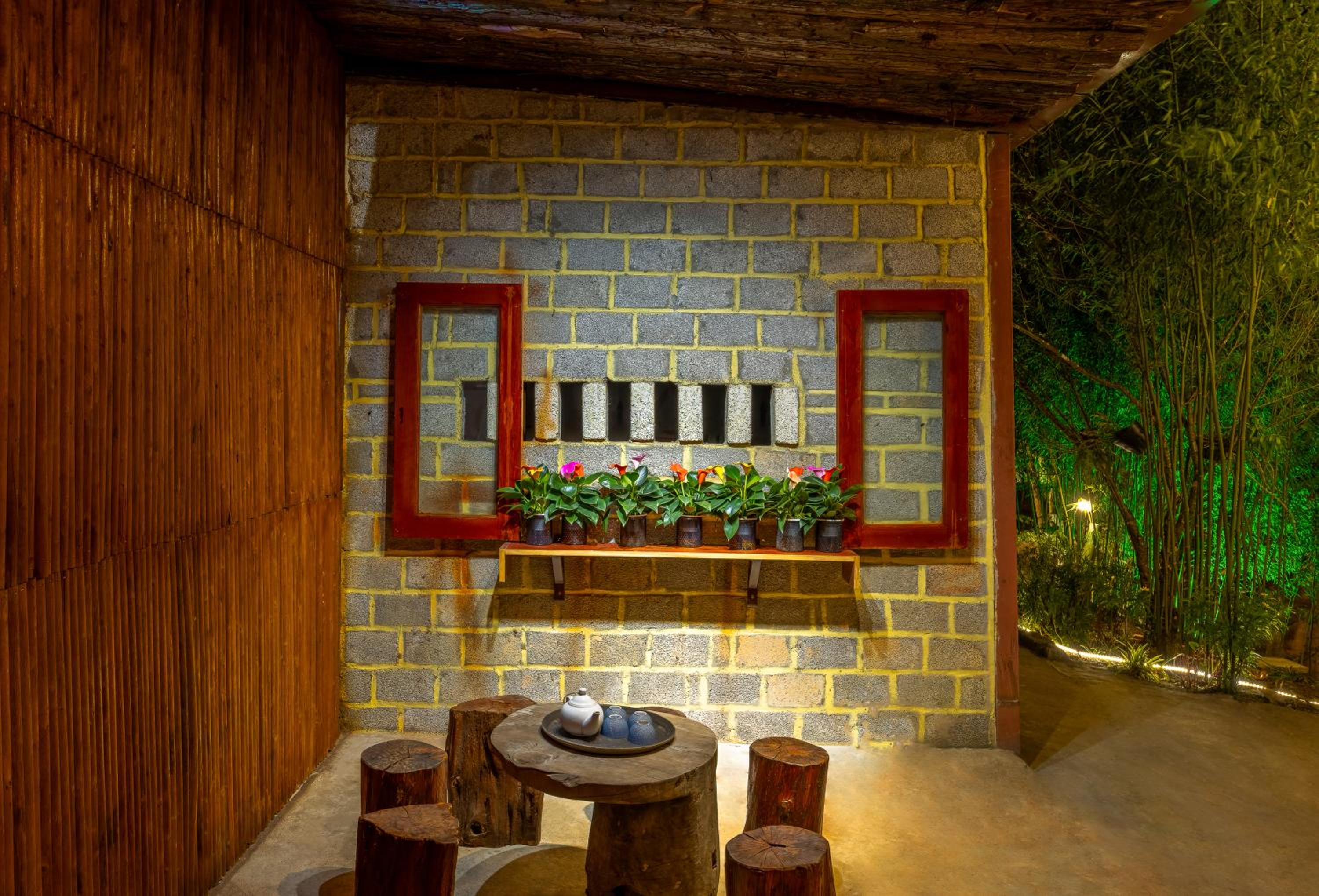 Sapaxa Spring Garden Ecolodge view 2