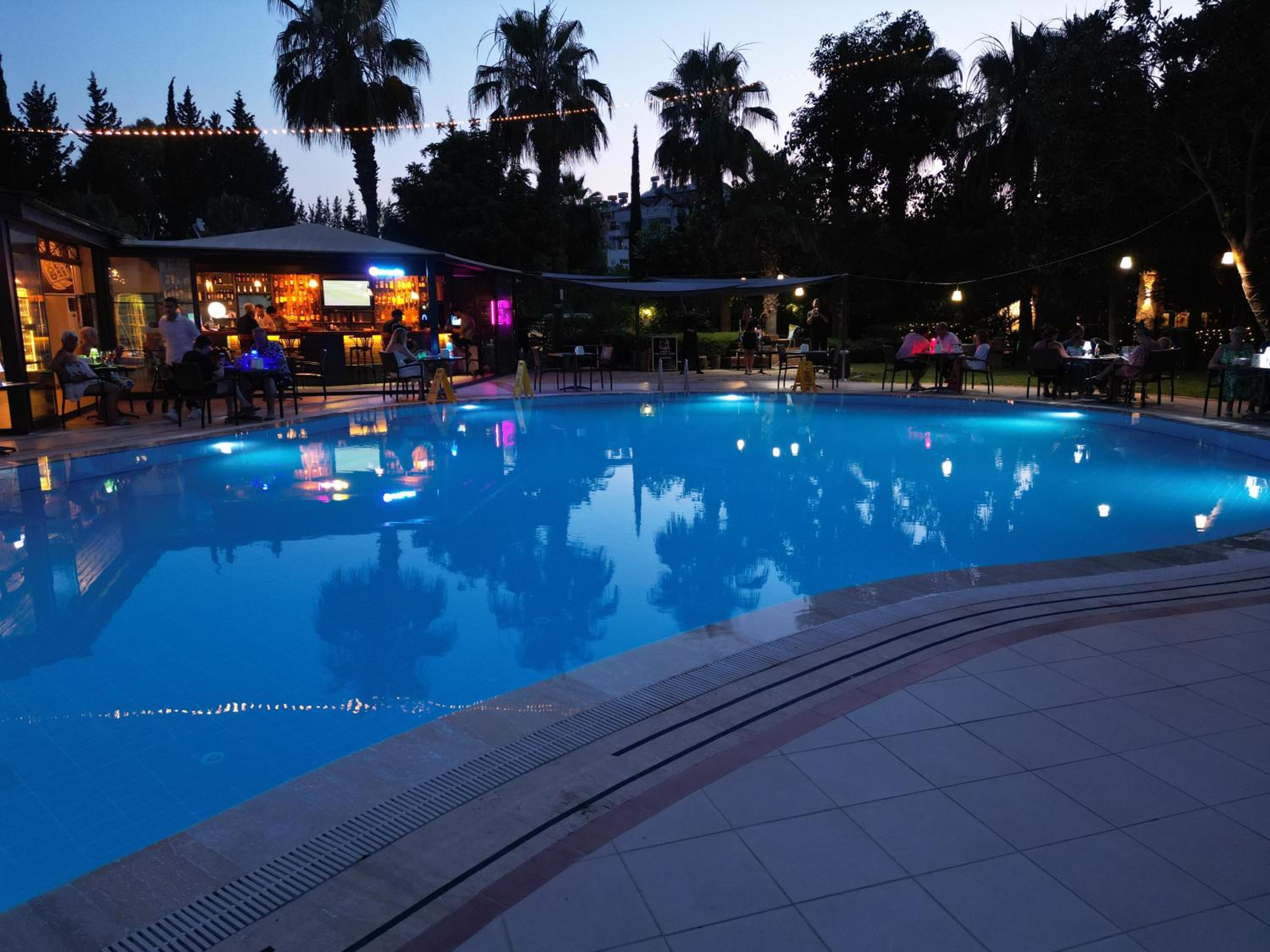 Side Vacations - LEMAS SUITE HOTEL - Property Image 6