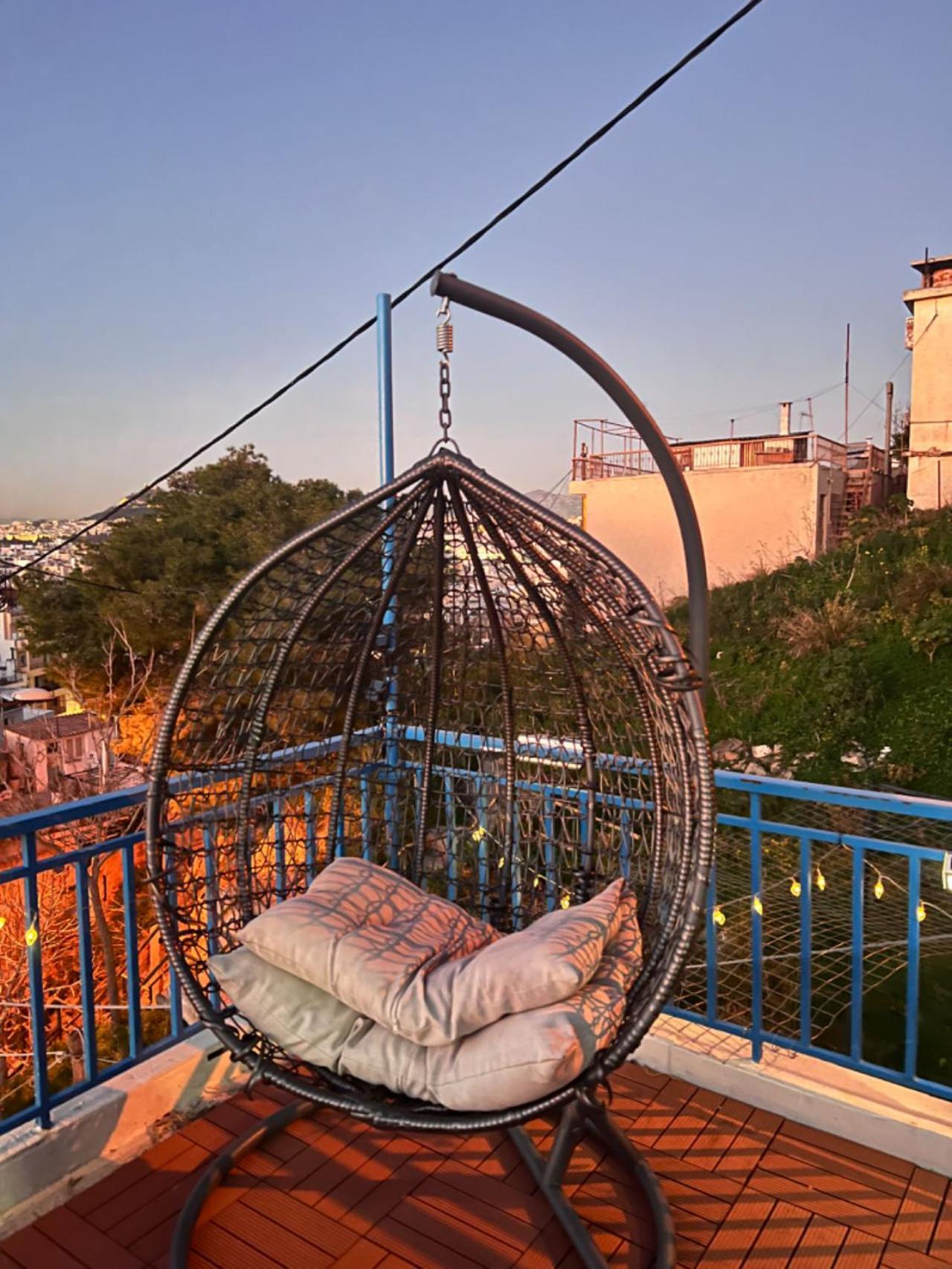 sky inn with wonderful Acropolis view in Neos kosmos