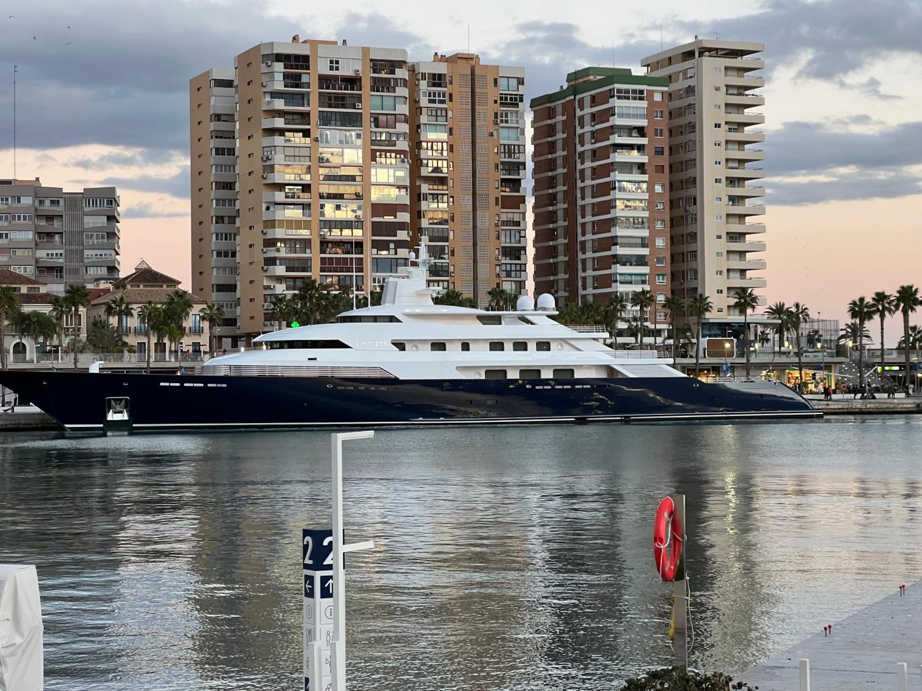 Cozy Apartment Malaga Center near Teatro Cervantes