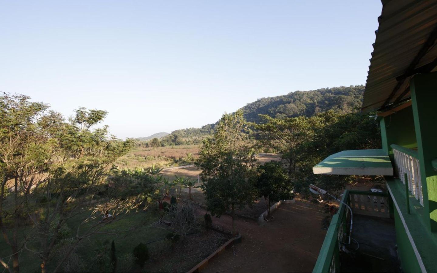 Wooden Leaf Cottage, Satkosia view 3