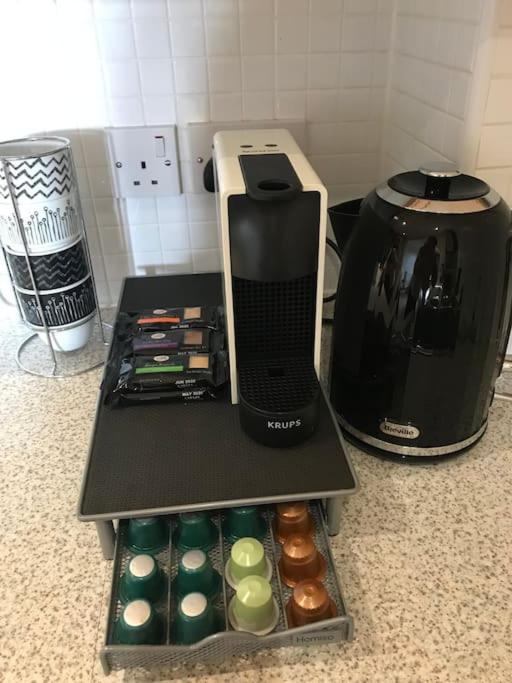 Central Retford 2 bed quiet apartment with parking view 2