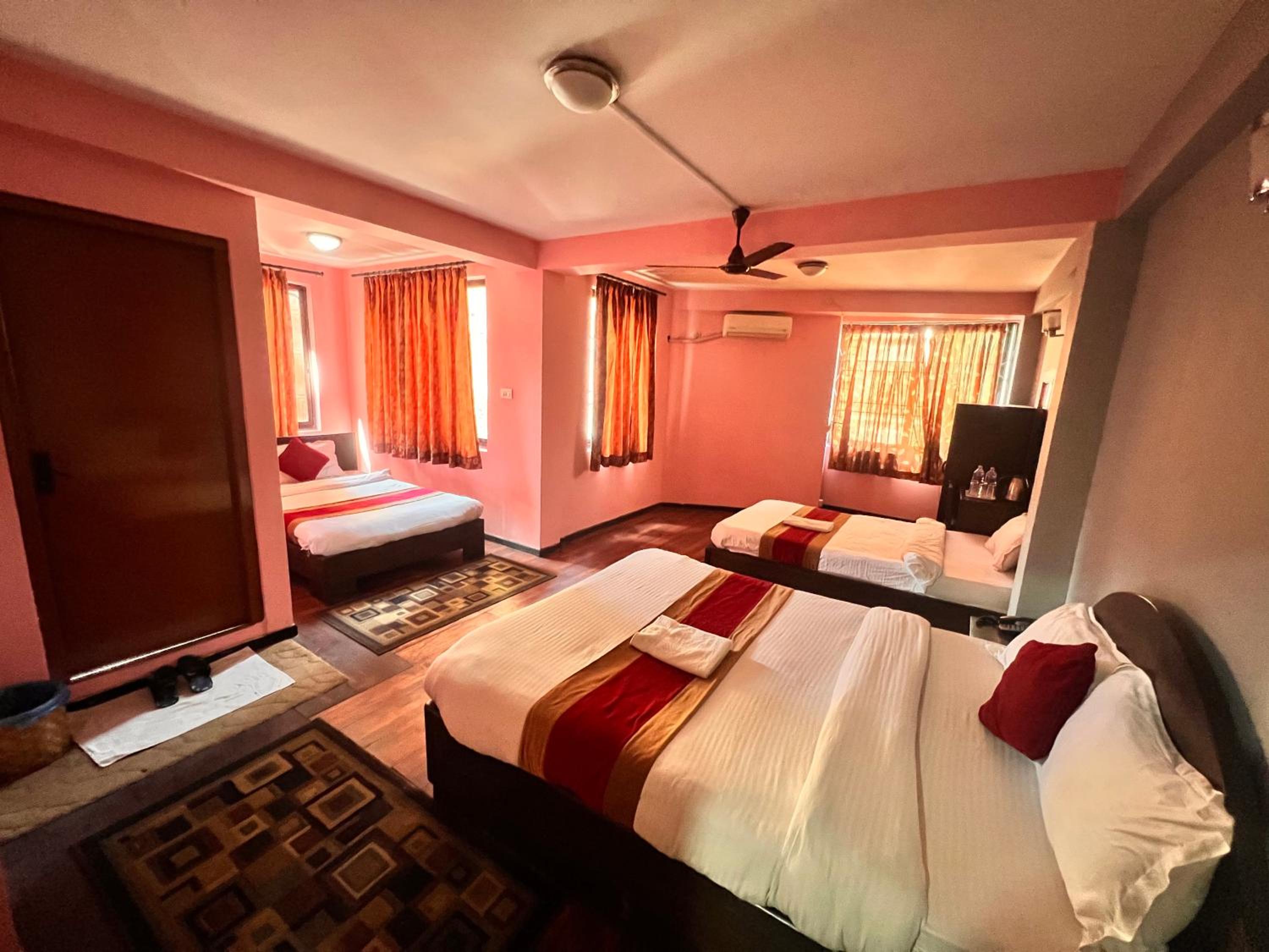 Hotel Family Home