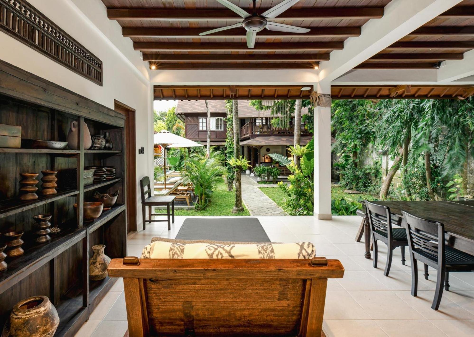 Nativ Living Villa Legian 6BR Villa 16px Big Group Walk to 66 Beach view 4