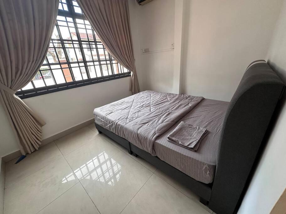 Pelangi Indah 8 Rooms Corner Pool Table photo 6