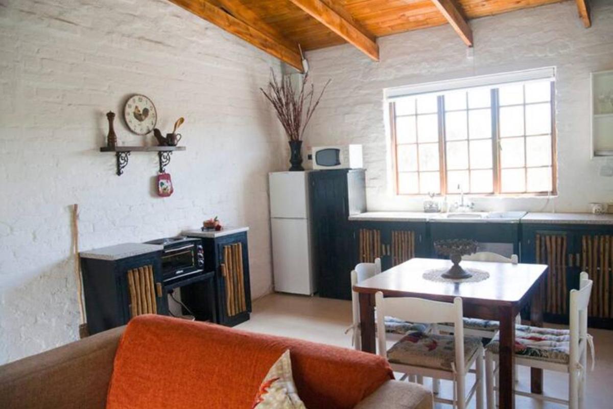 Bronze Grove Farm and Chalets view 4