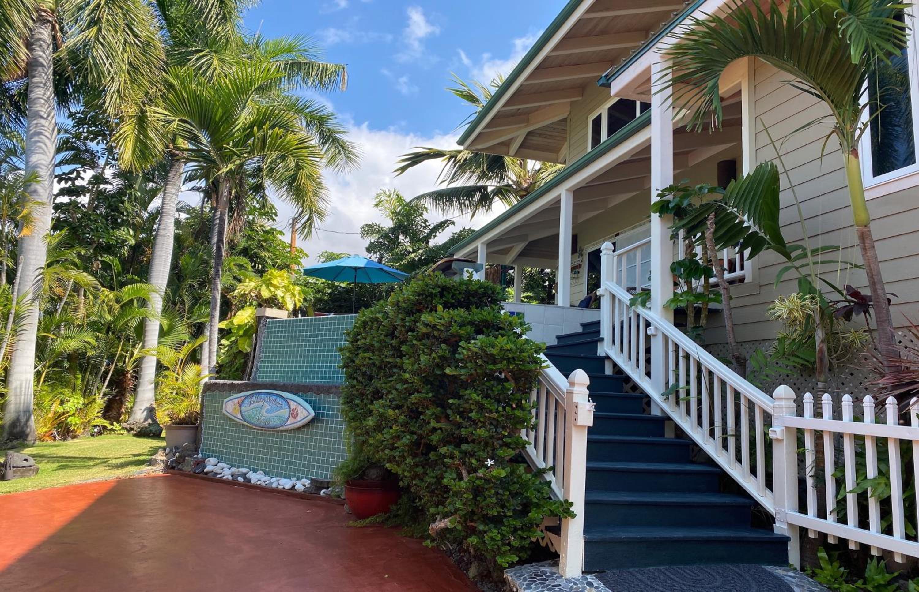Falling Waters Kona