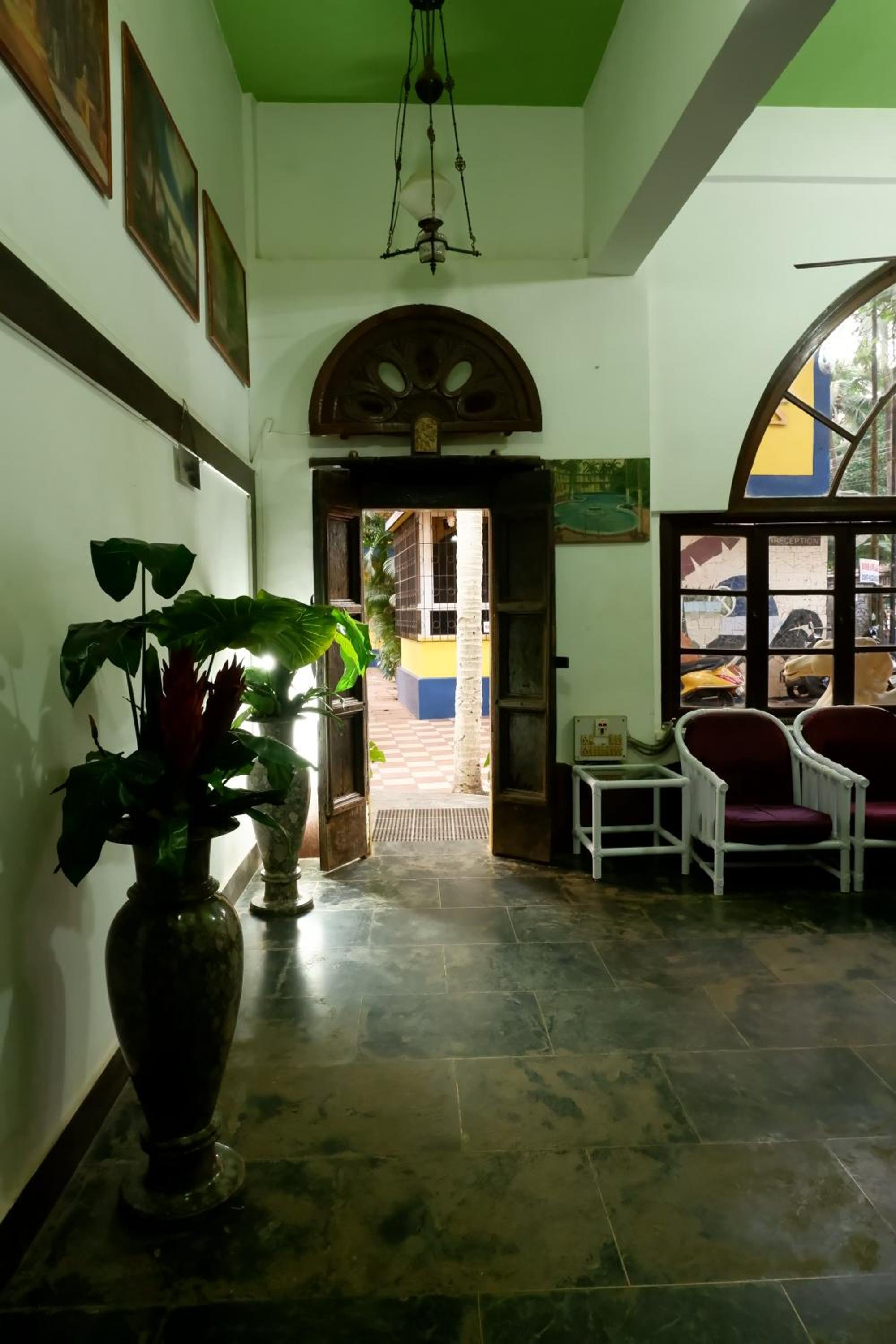 Photo 10