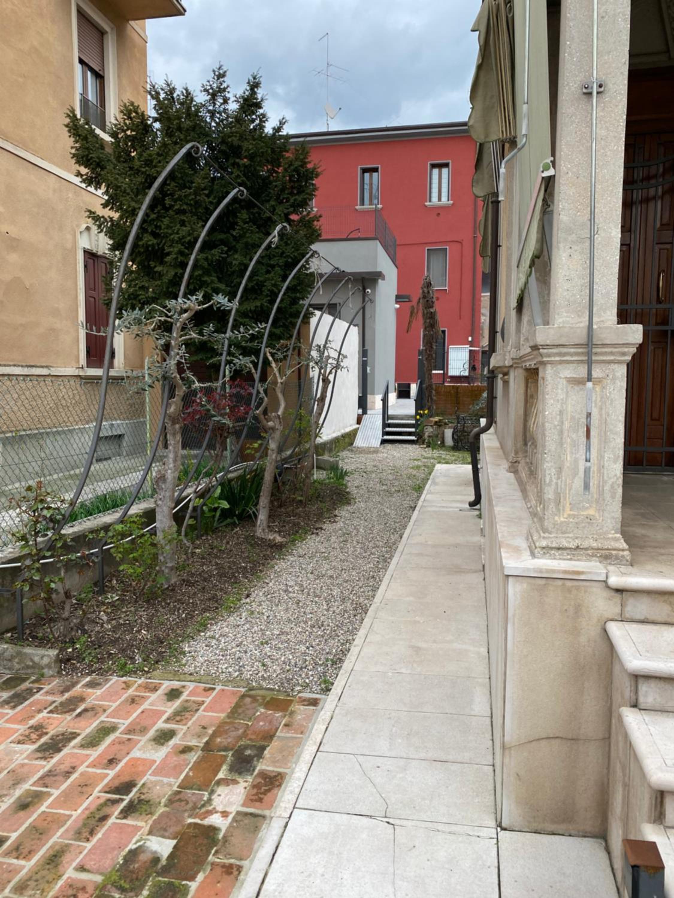 Photo 35
