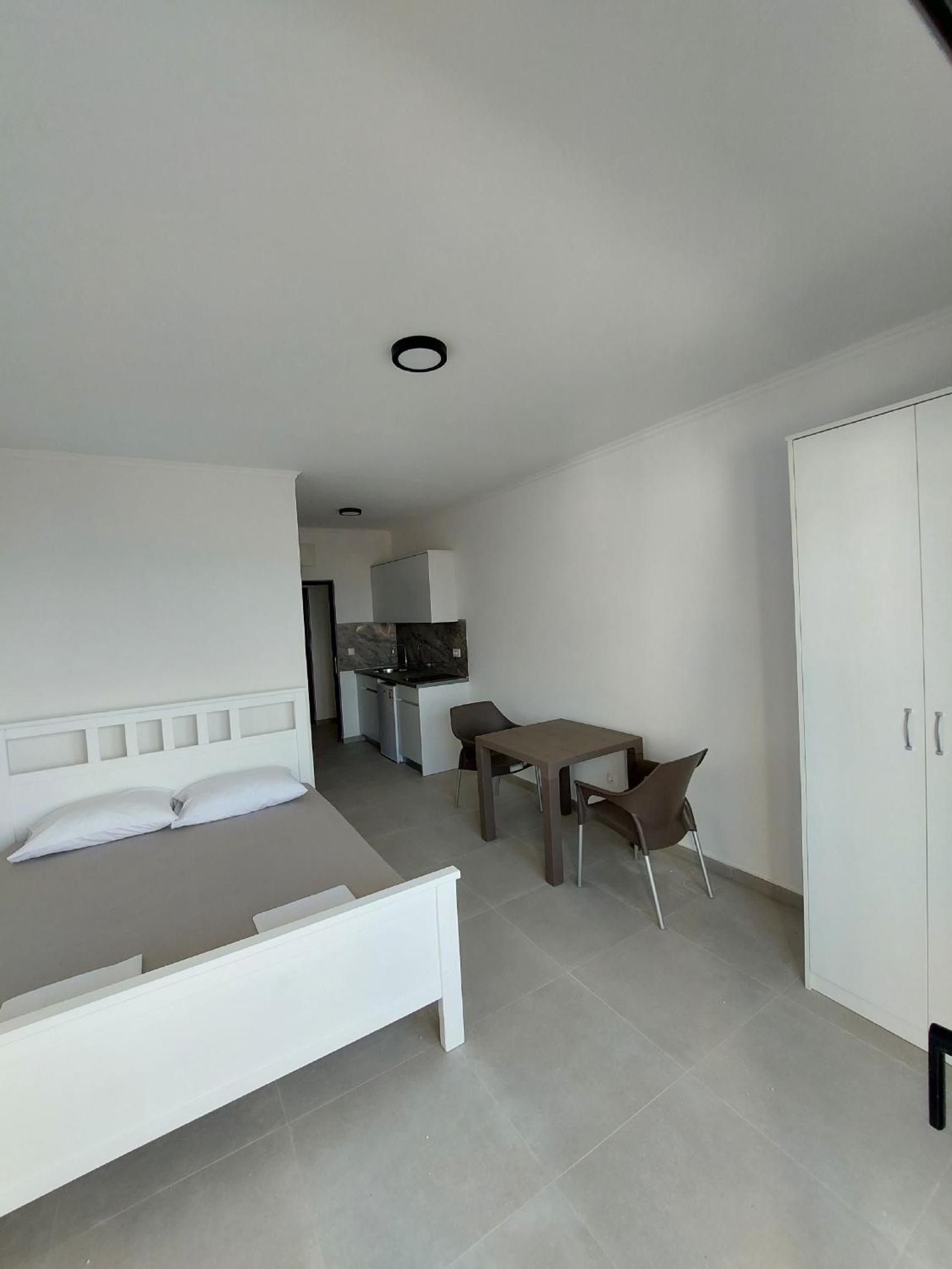 Top Apartments