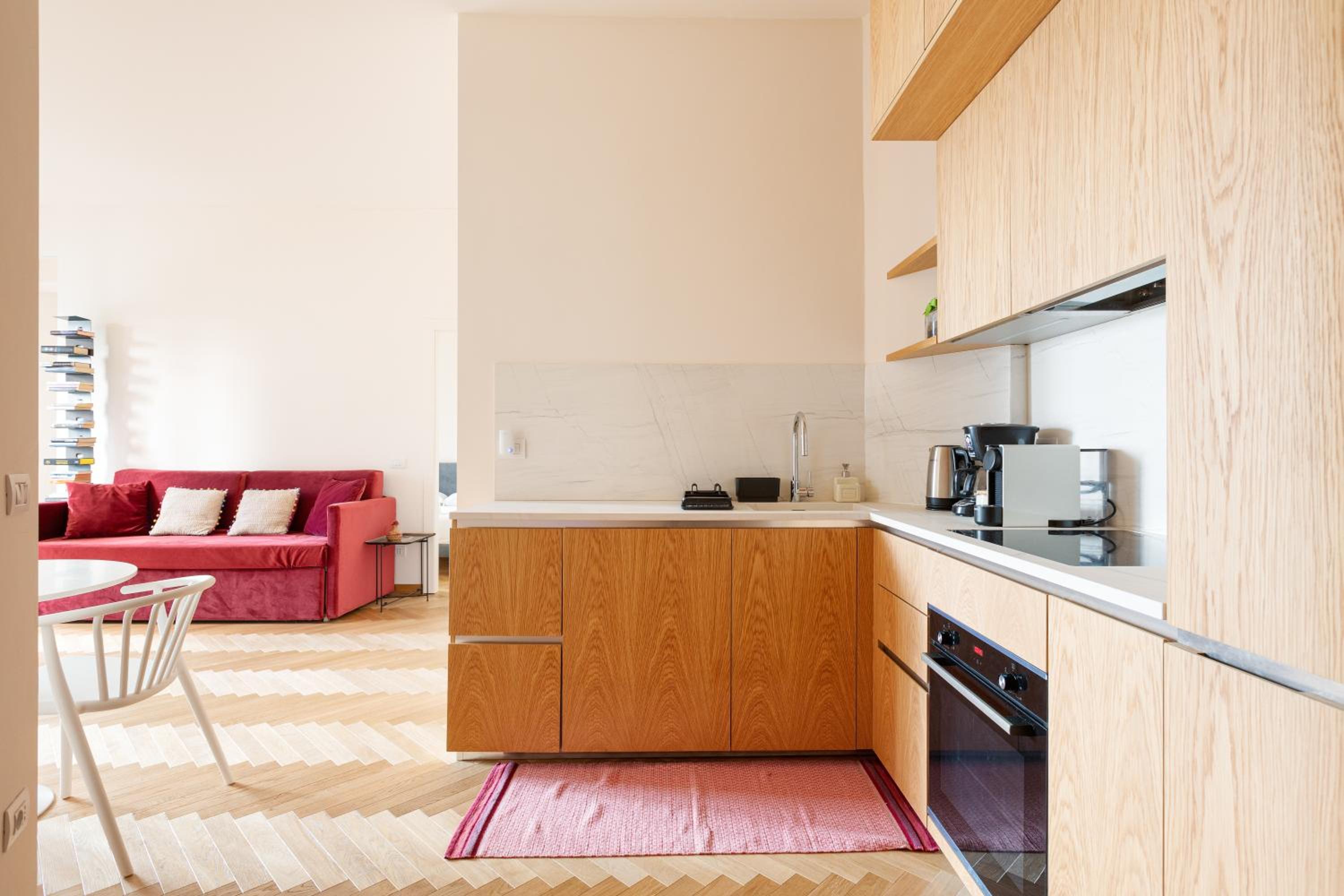 Piola M2 - Walking on the Moon Apartment