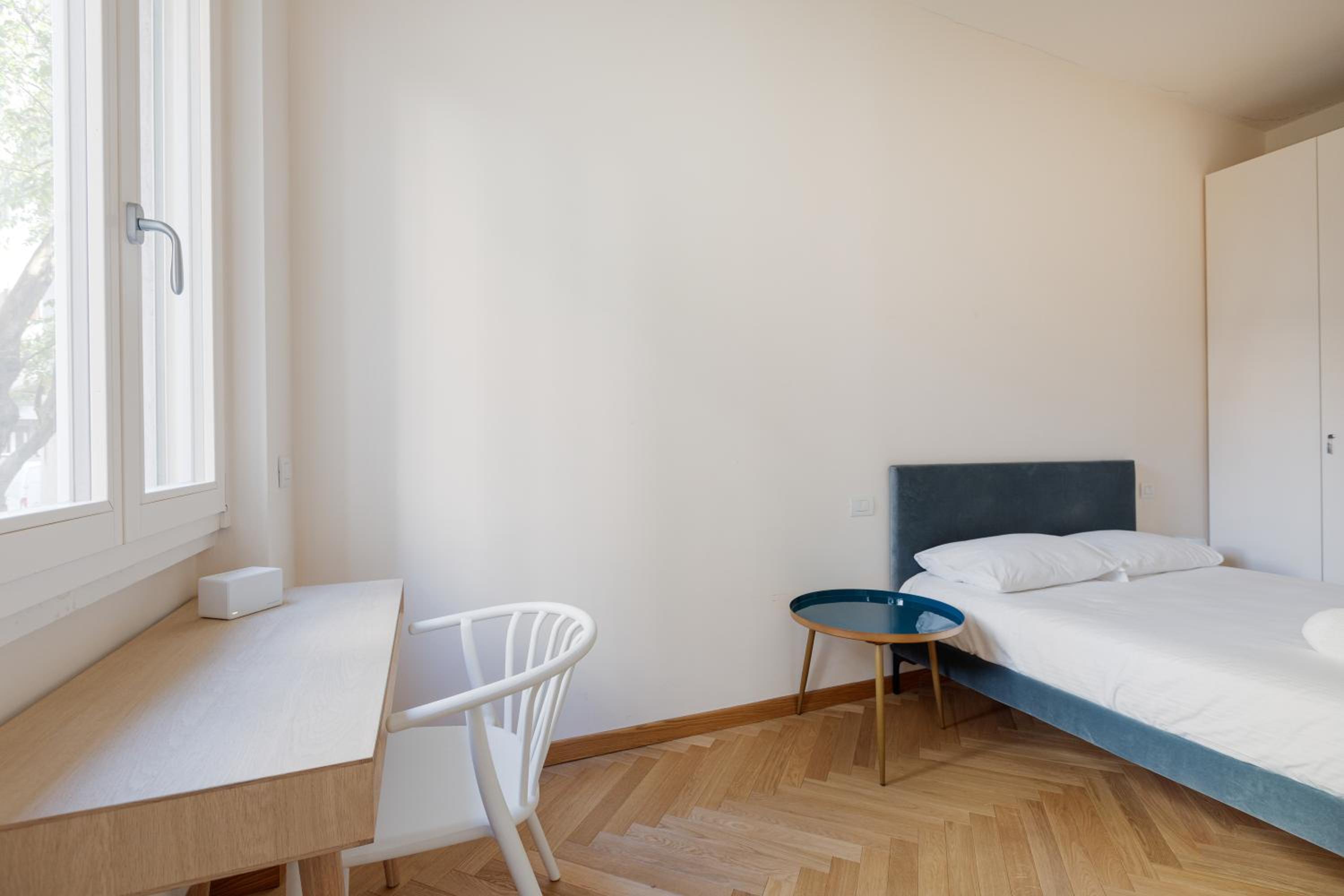 Piola M2 - Walking on the Moon Apartment